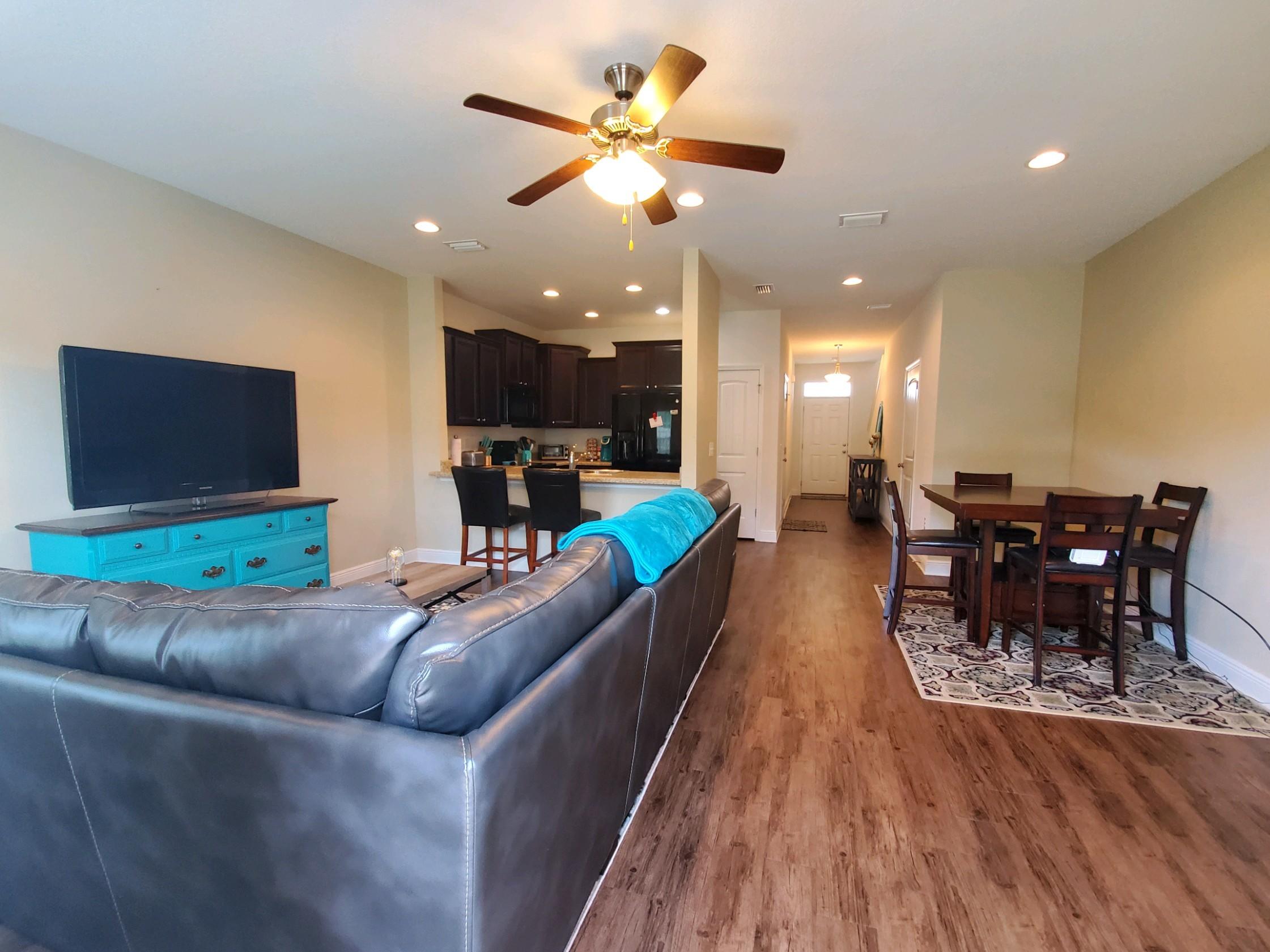 IRON HORSE T/H PH 1 - Residential