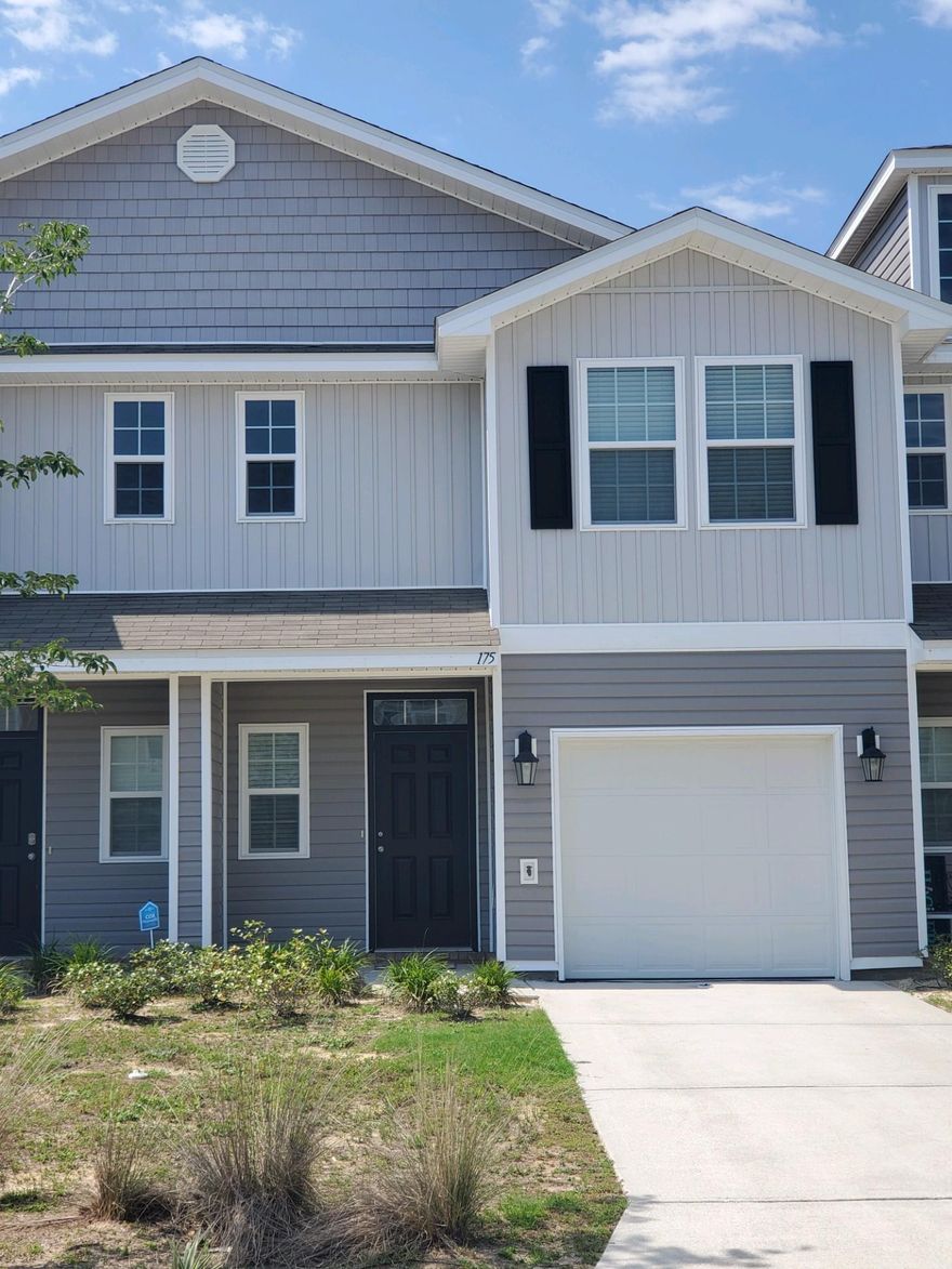 Nearly new 3 bedroom 2.5 bath townhome centrally located in Crestview. Close to schools, hospital, I-10, publix and walmart. Open floor plan. Master has walk in closet and attached master bath.