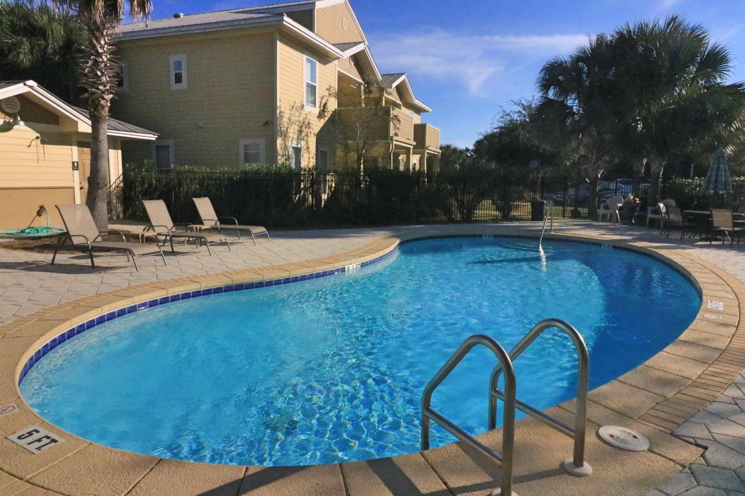 TOPSAIL VILLAGE CONDO - Residential