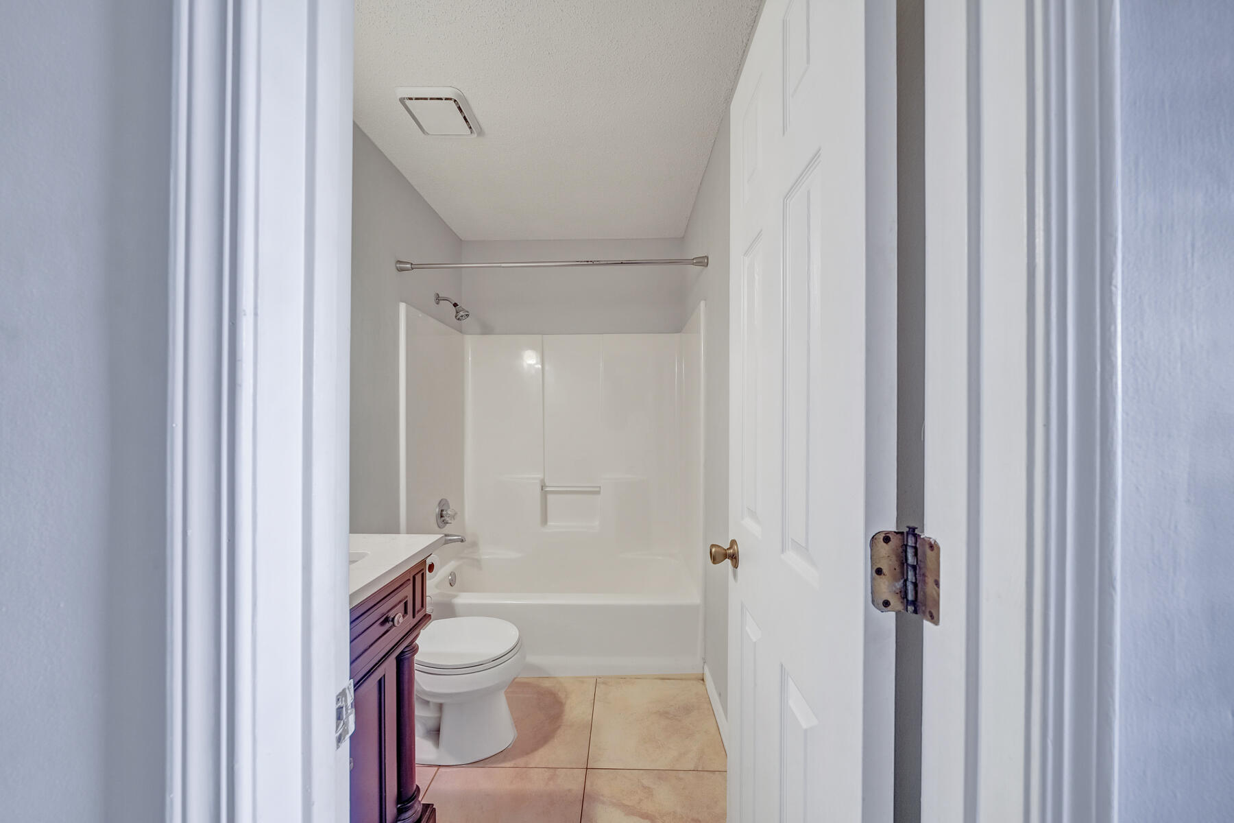 LEGEND COVE - Residential