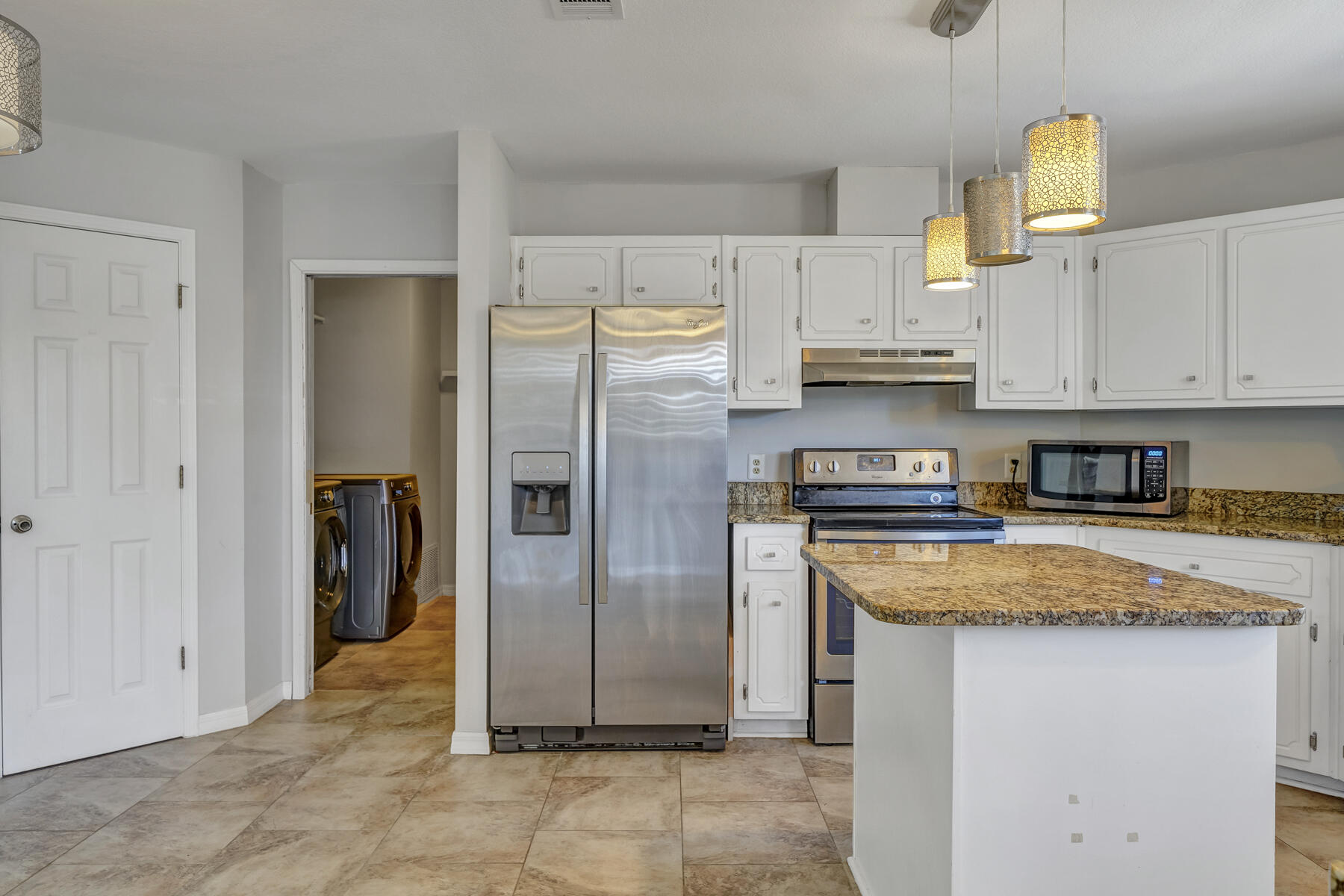 LEGEND COVE - Residential