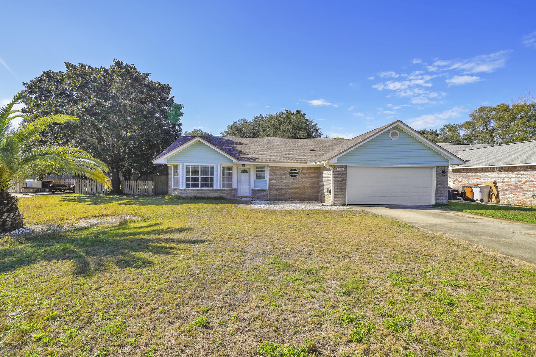 LEGEND COVE - Residential