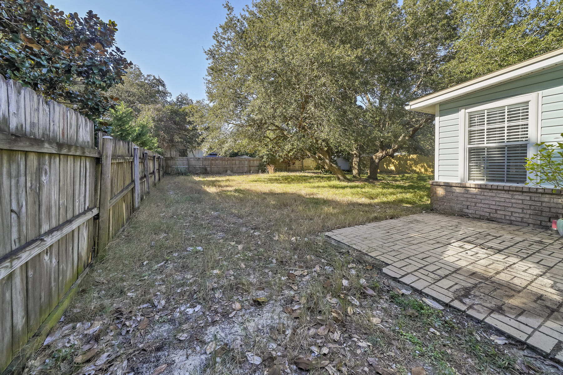 LEGEND COVE - Residential