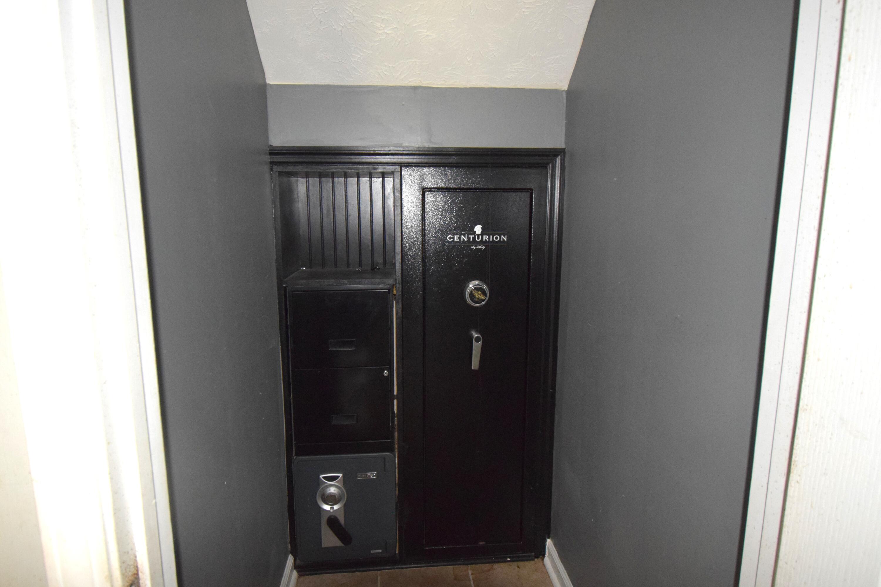 LAKE SILVER 1ST ADDN - Residential