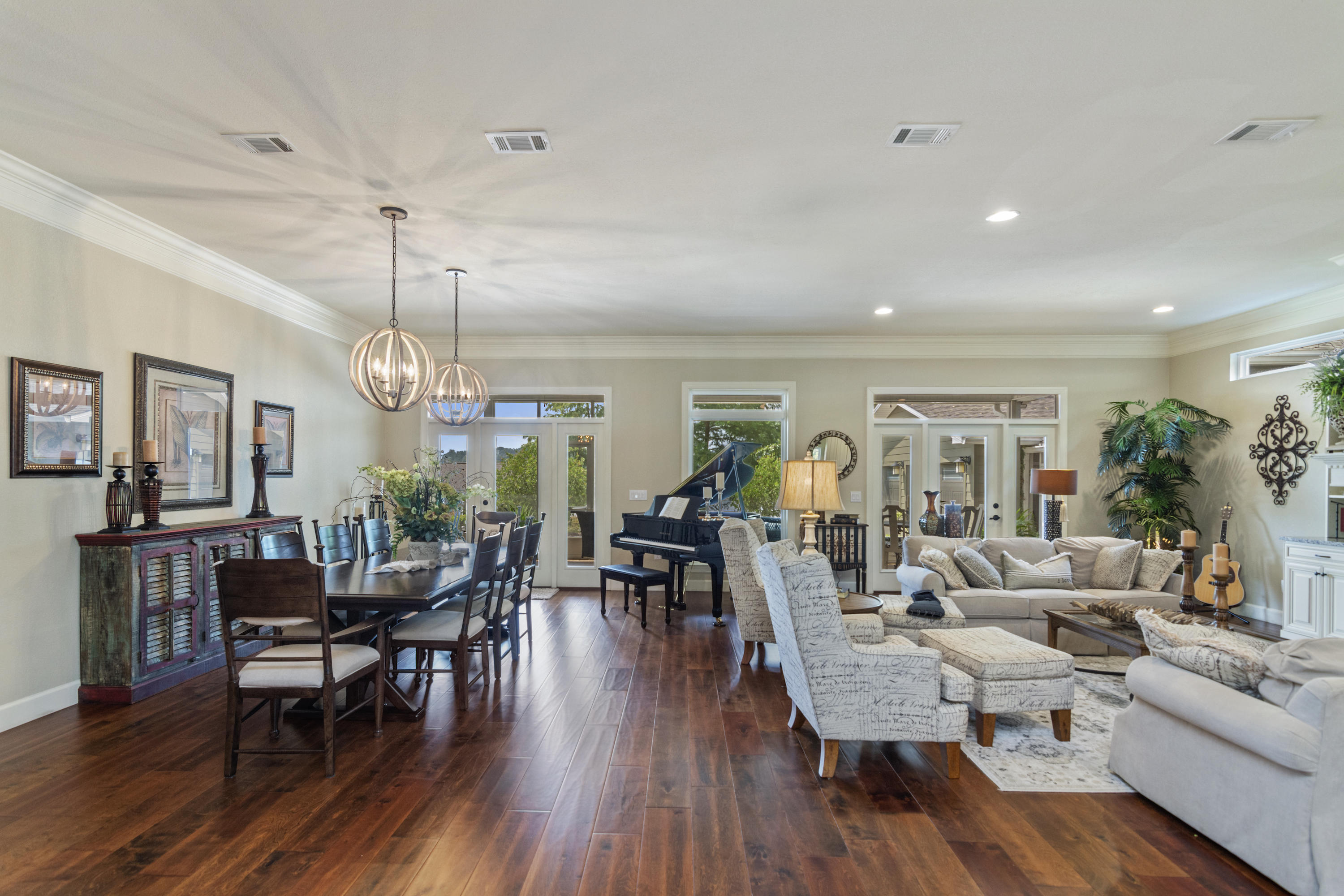 METES & BOUNDS - Residential