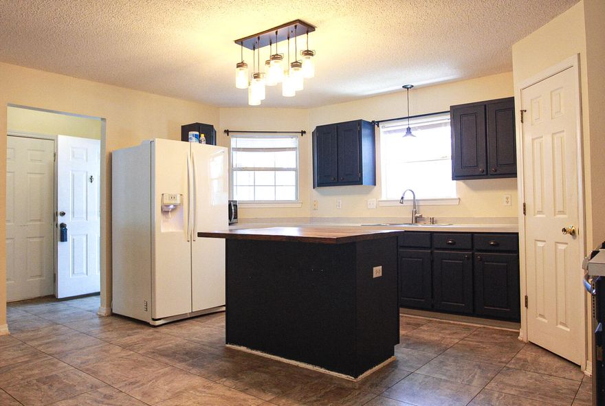 The home has a .54 acre lot and rare to find in this location of South of Crestview. All fence in with new wood that gives you privacy and a safety net for your child and pets to enjoy in the backyard. The re-roof was installed in August 2020. This home has 3 bedrooms and 2 full baths. In addition, it has a split bedroom, and offers an open concept of the living room and the kitchen. High ceiling in the living room, with screen patio in the back for relaxation. This home is located in the South side of Crestview, FL. It is less than 30 minutes drive to Eglin A.F.B. The location is about 5 minutes drive to all the restaurants, and shopping stores.