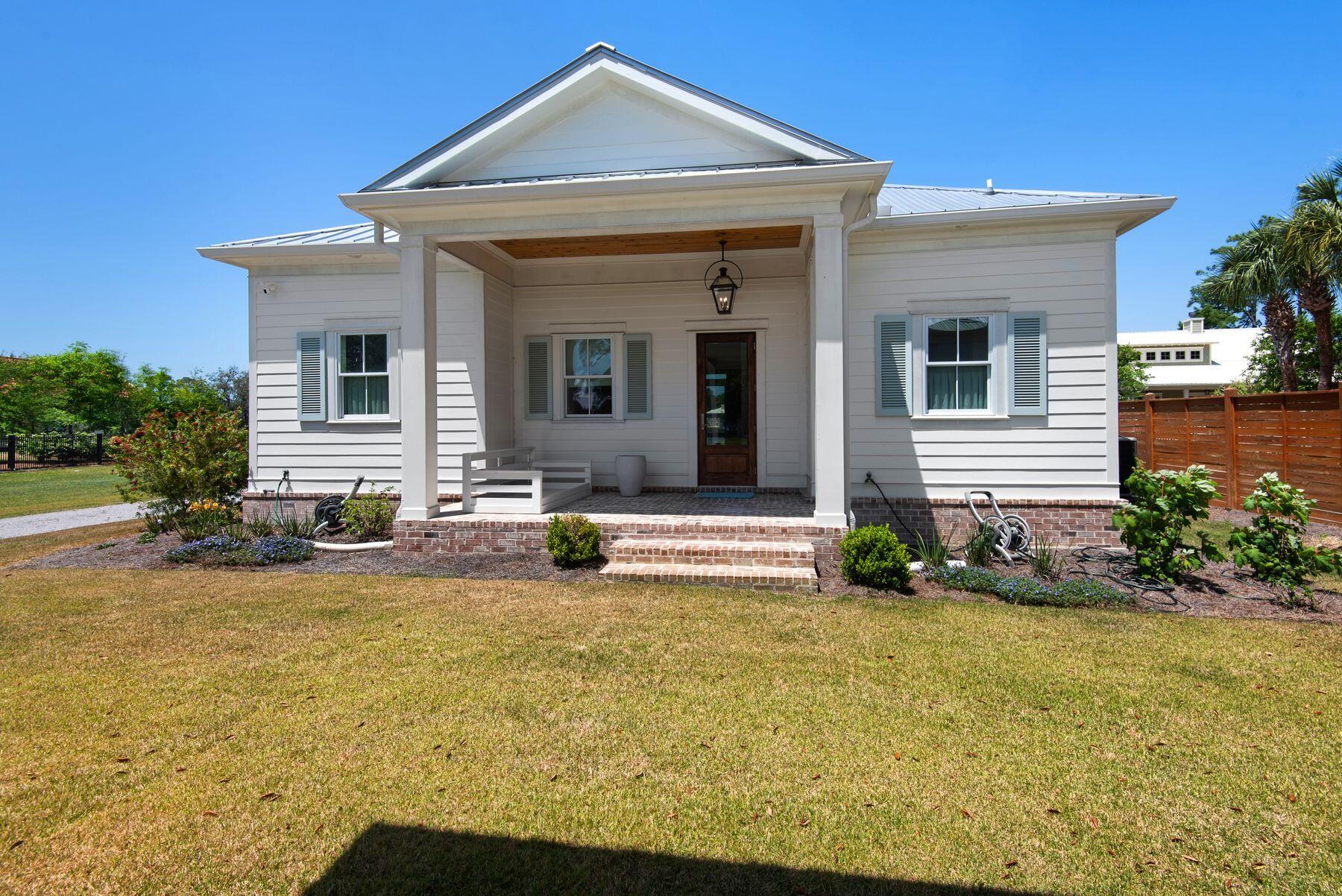 HEWETT BAYOU - Residential