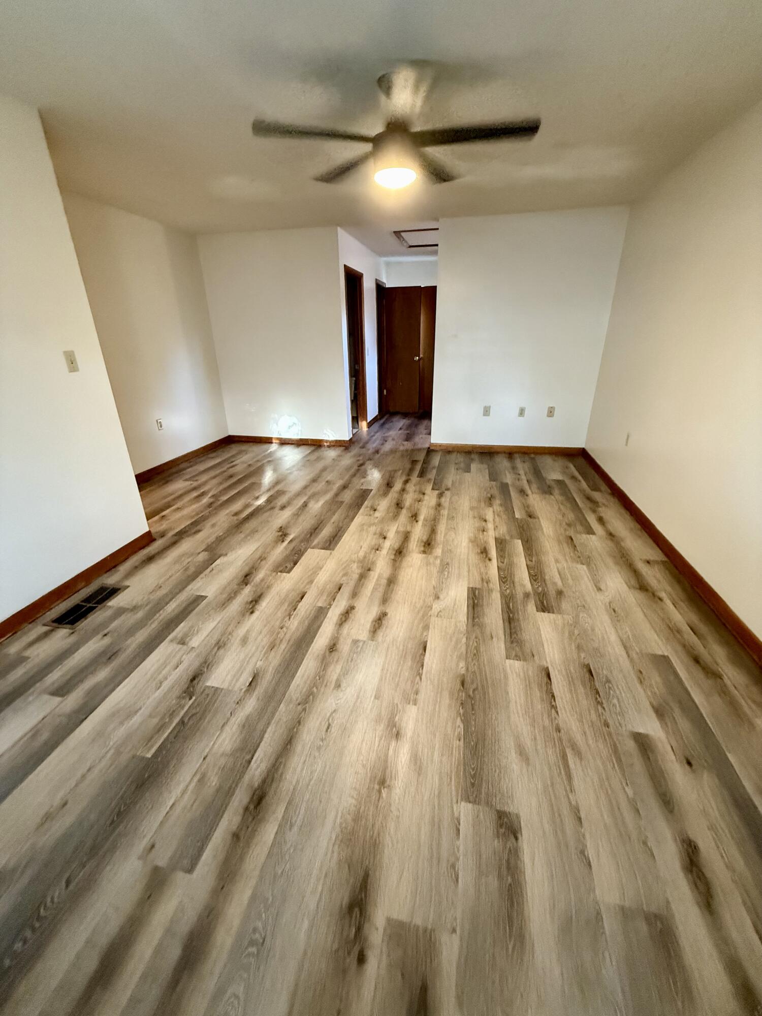 DOWNTOWNER - Residential Lease