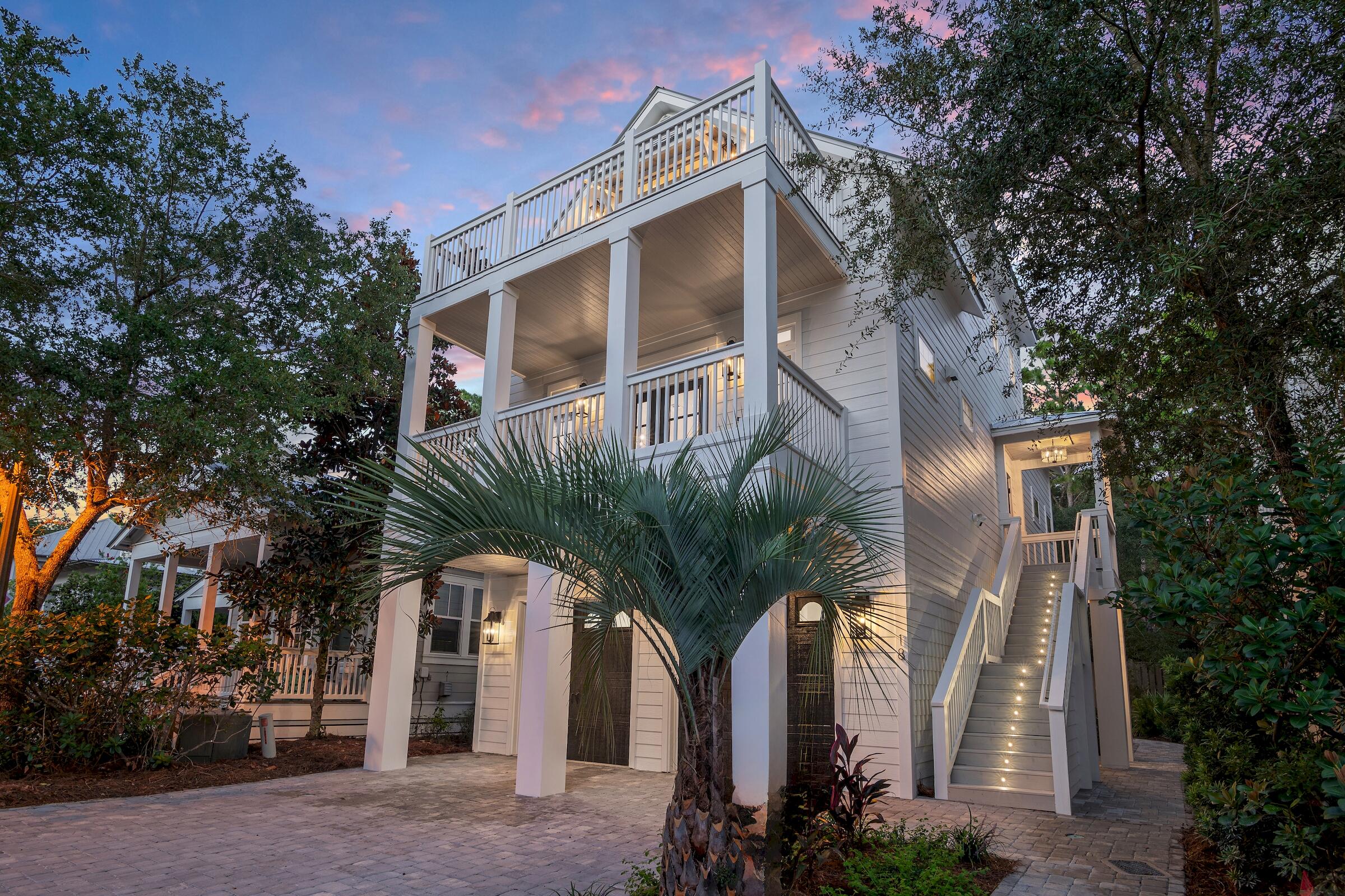 COTTAGES AT EASTERN LAKE - Residential