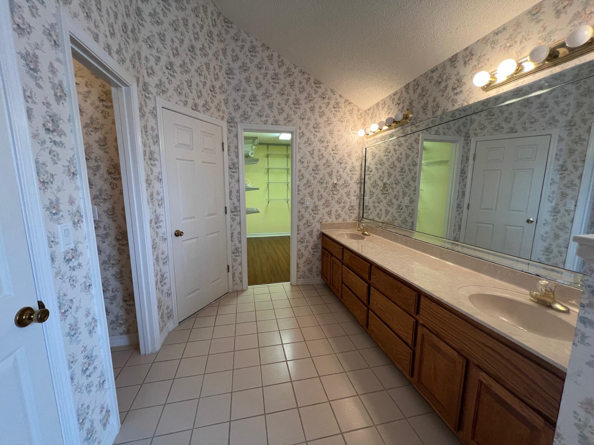 PAGE PLACE 3 PH 2 - Residential