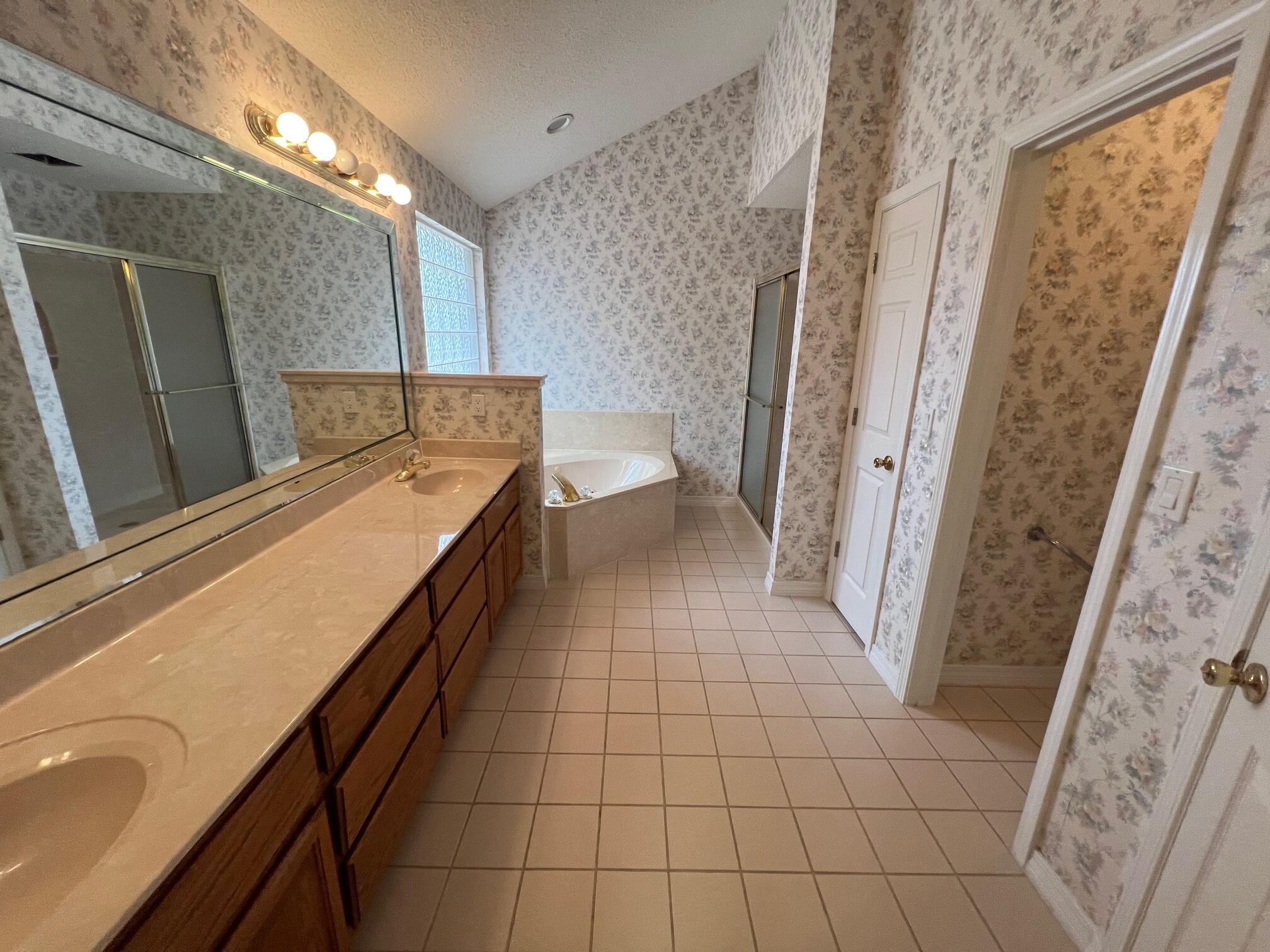 PAGE PLACE 3 PH 2 - Residential