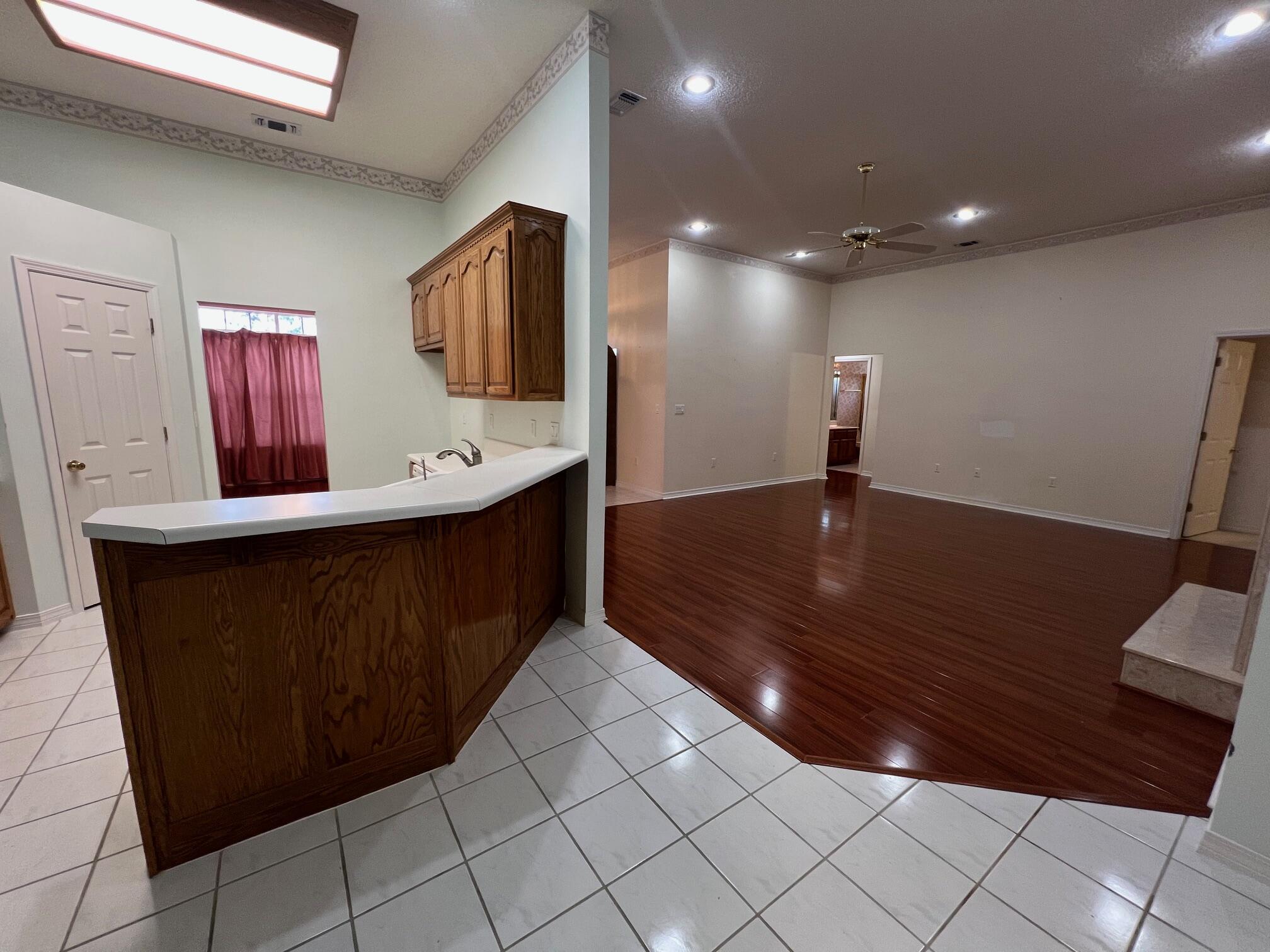 PAGE PLACE 3 PH 2 - Residential