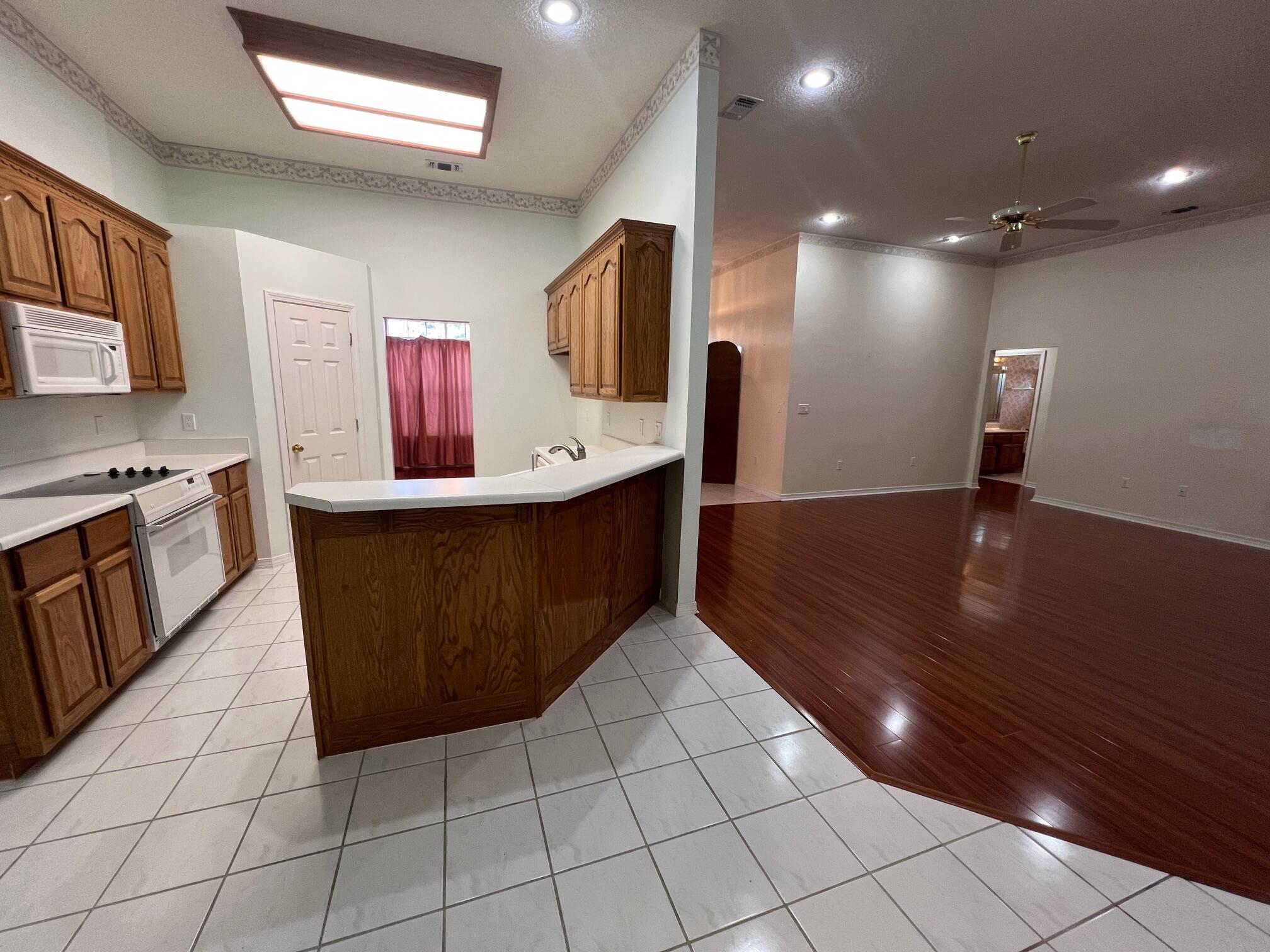 PAGE PLACE 3 PH 2 - Residential