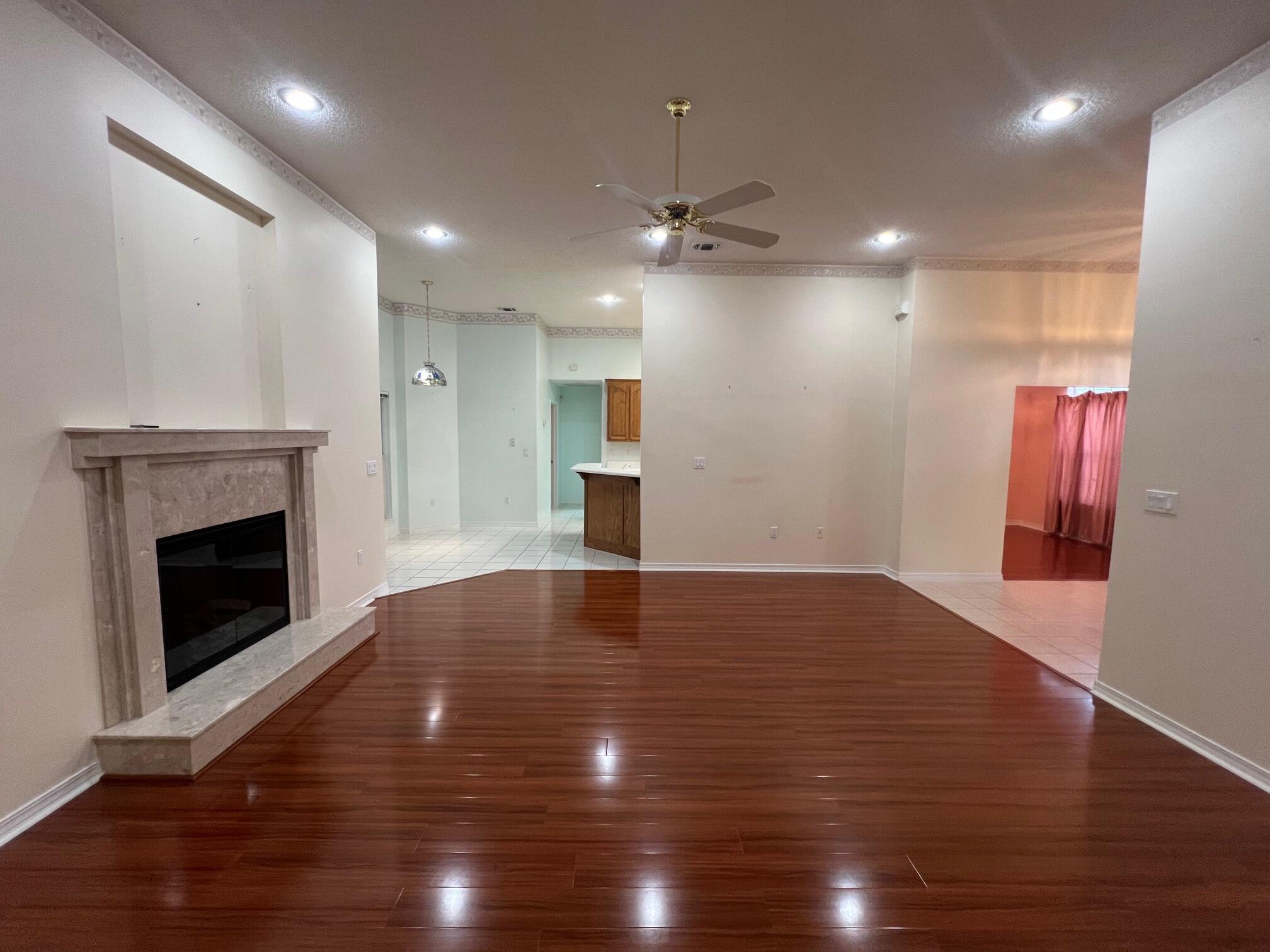 PAGE PLACE 3 PH 2 - Residential