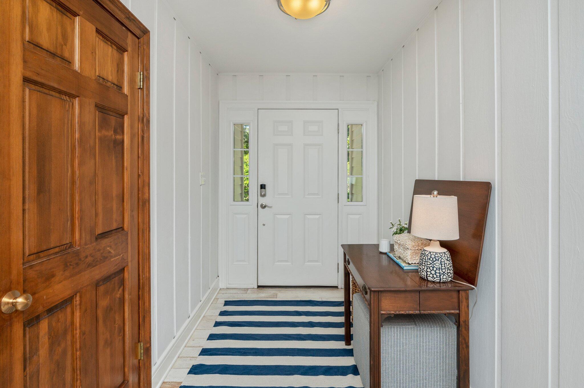 ELLIOTTS POINT - Residential