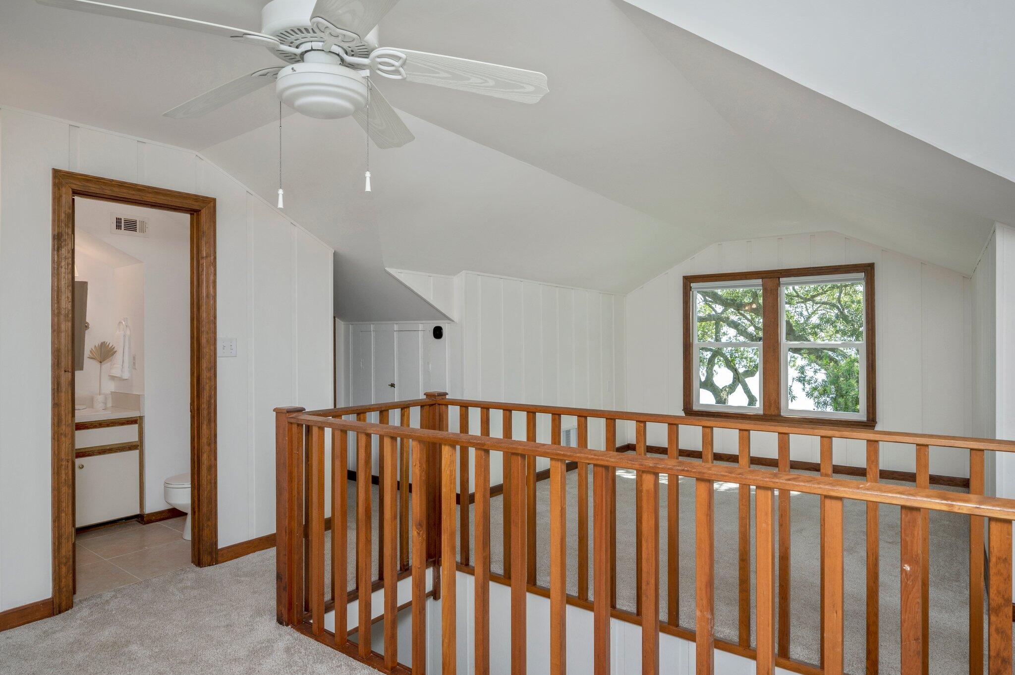 ELLIOTTS POINT - Residential