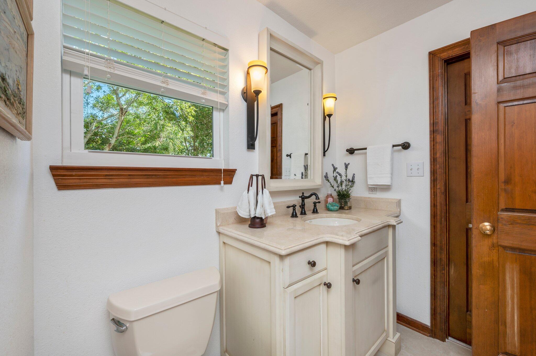 ELLIOTTS POINT - Residential