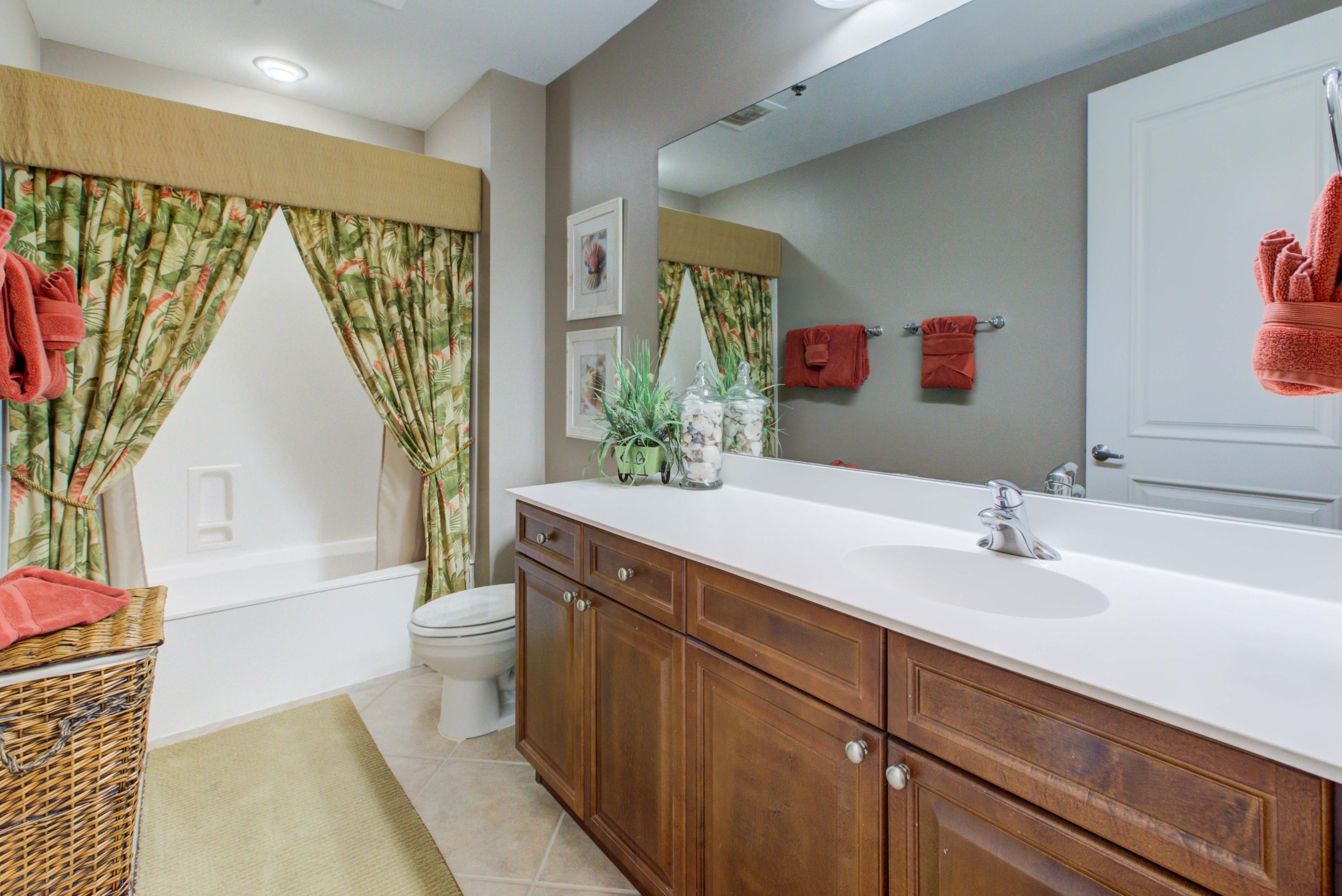 HARBOR LANDING - Residential