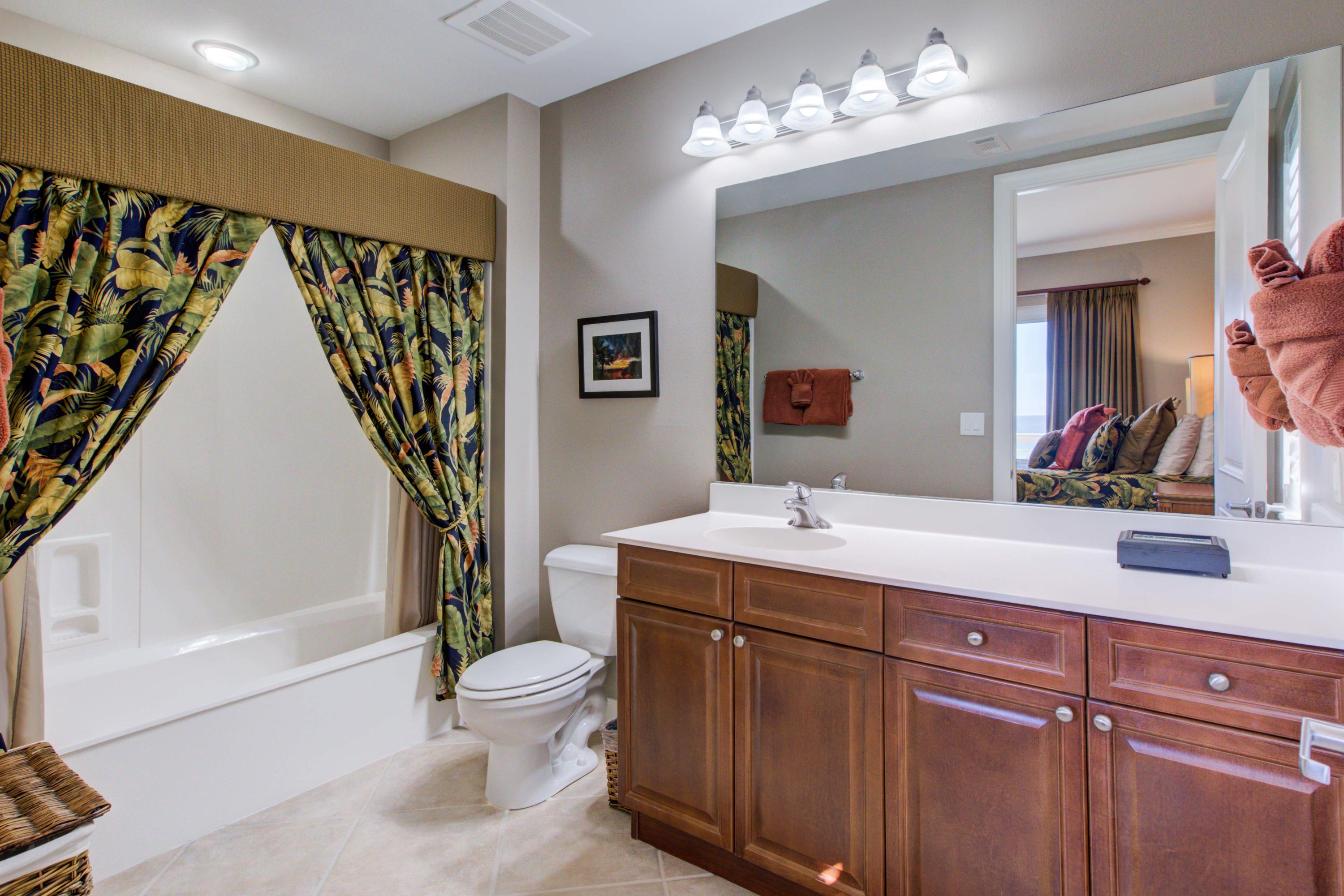 HARBOR LANDING - Residential