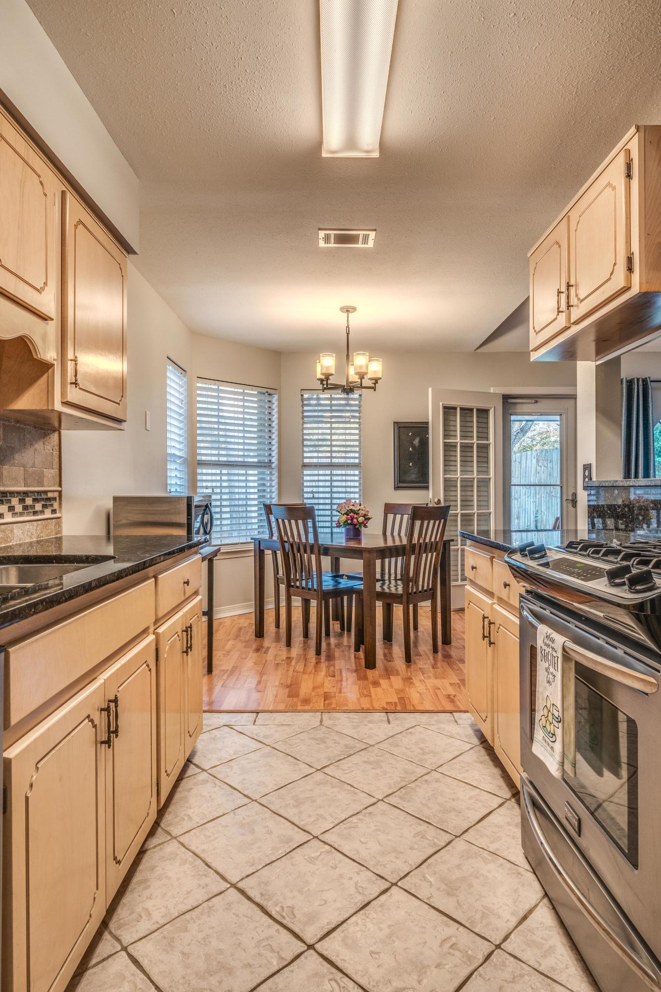 EMERALD GARDENS NORTH 1ST ADDN - Residential