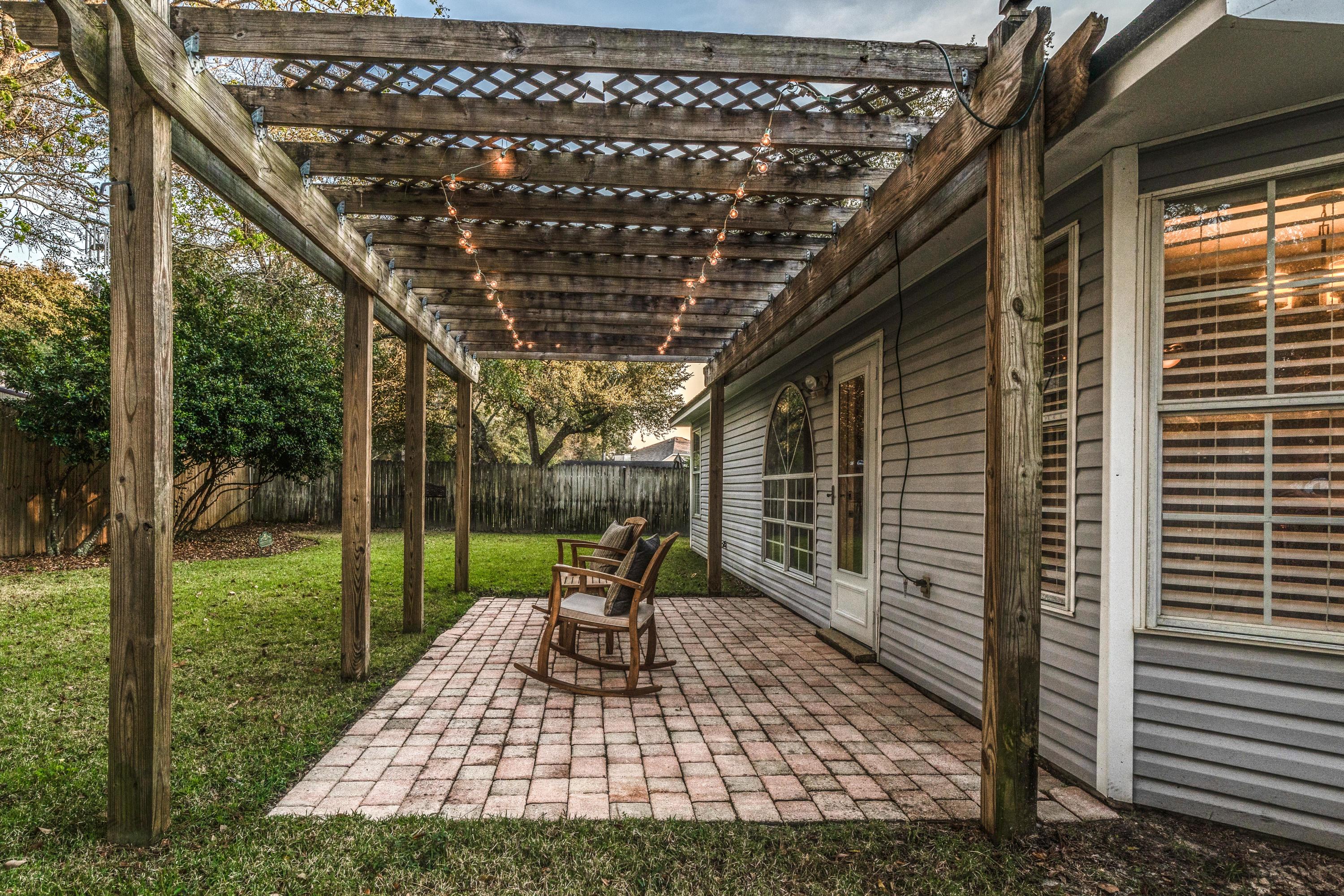 EMERALD GARDENS NORTH 1ST ADDN - Residential