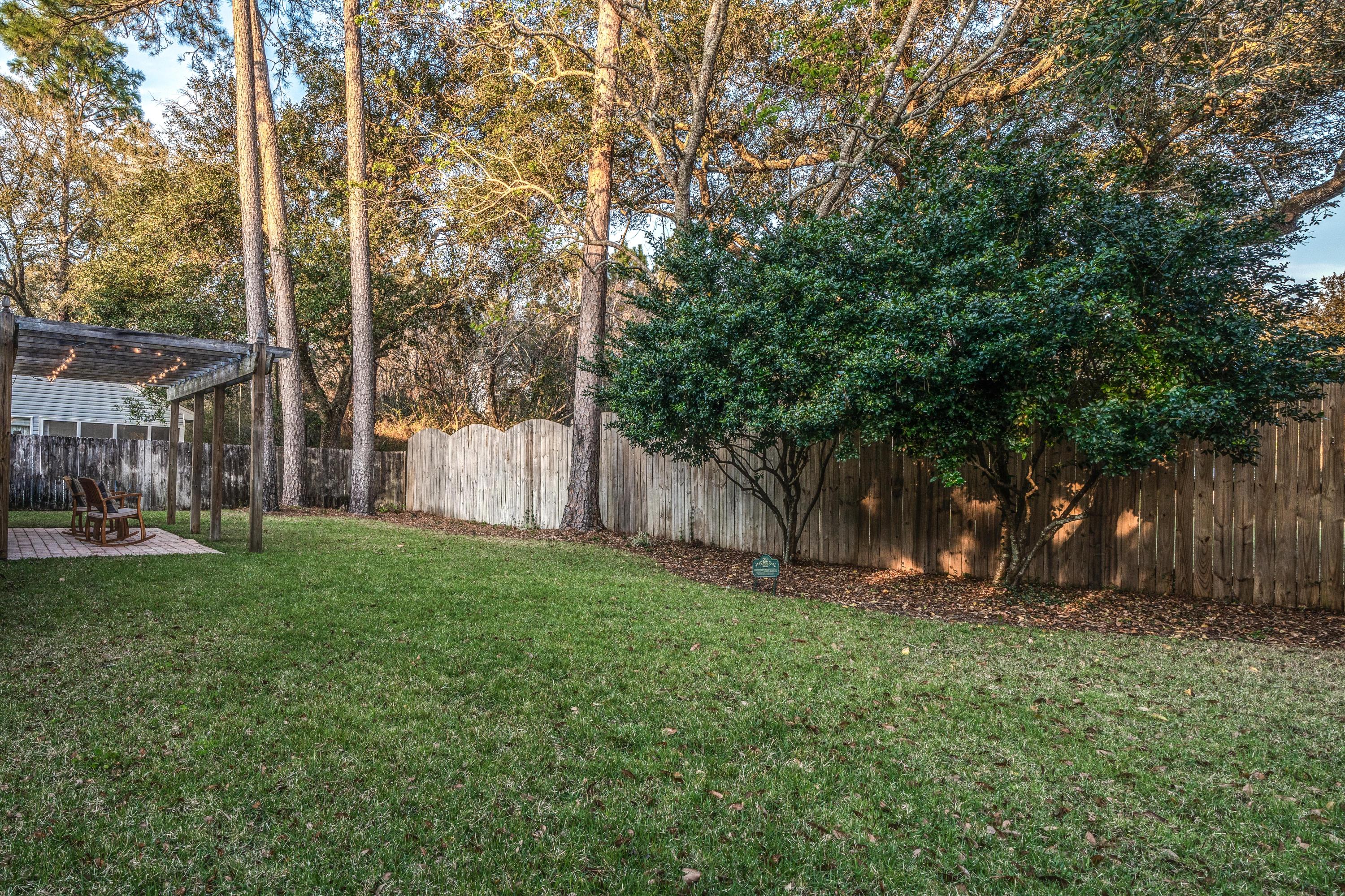 EMERALD GARDENS NORTH 1ST ADDN - Residential