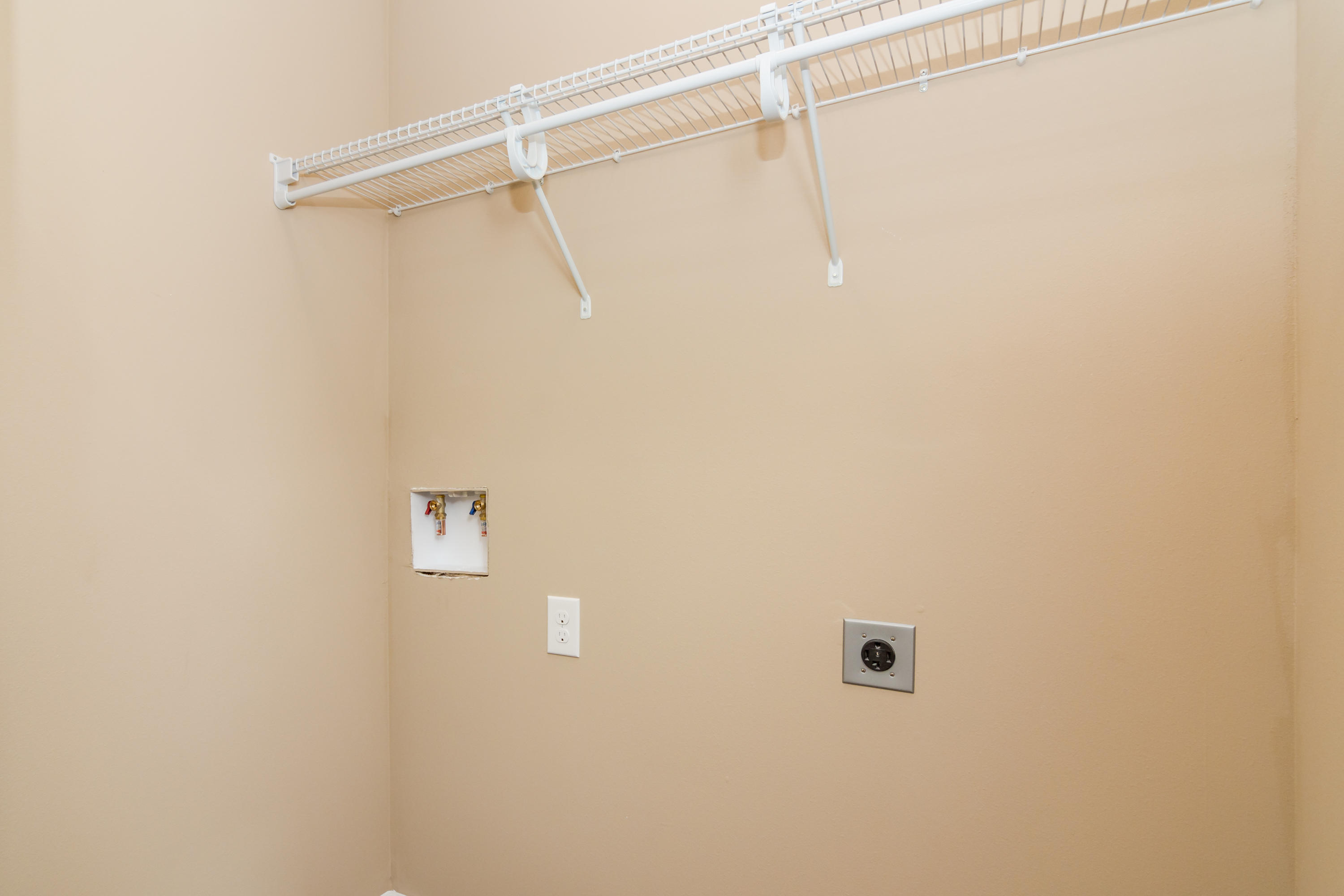 STILLWELL ESTATES - Residential