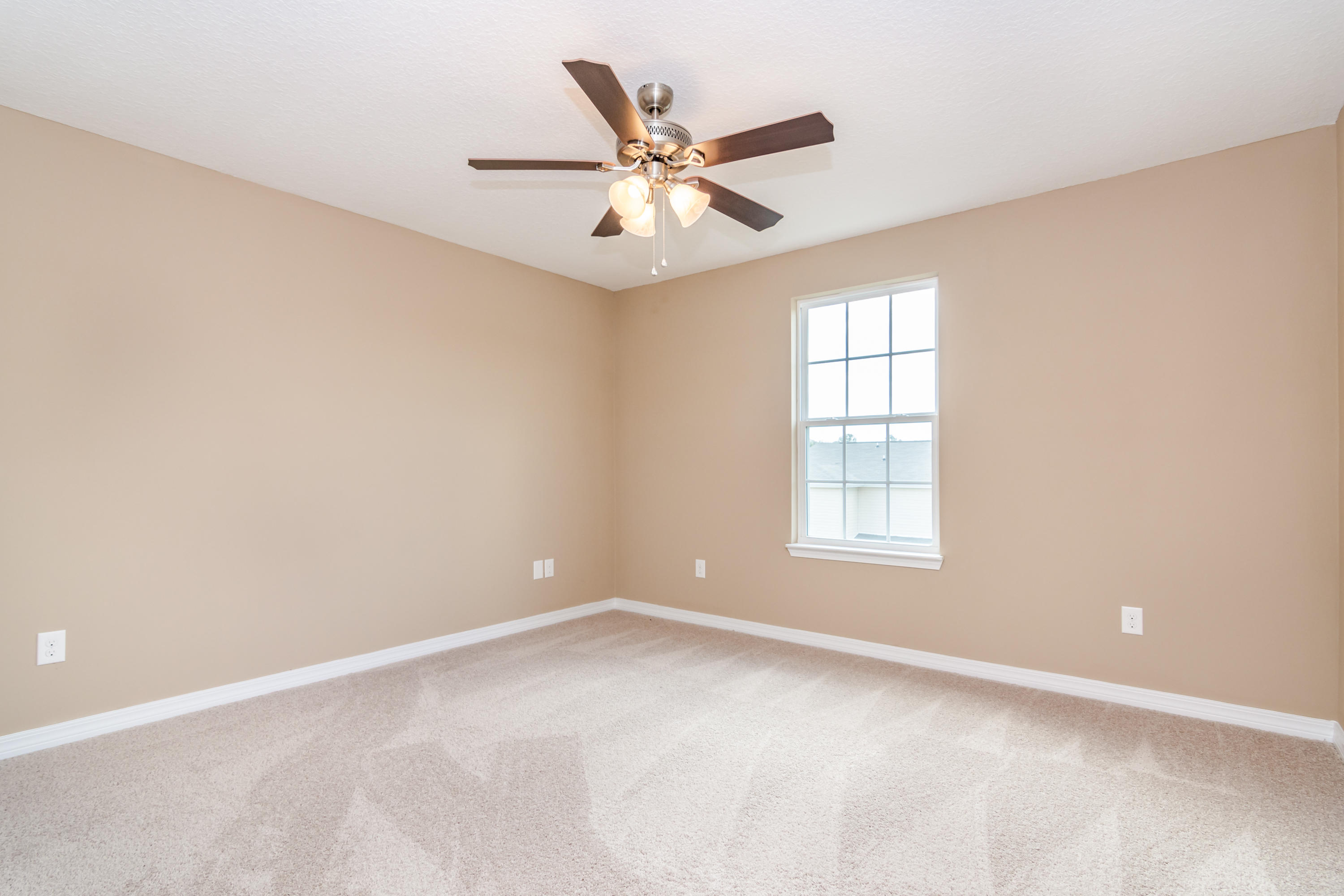 STILLWELL ESTATES - Residential