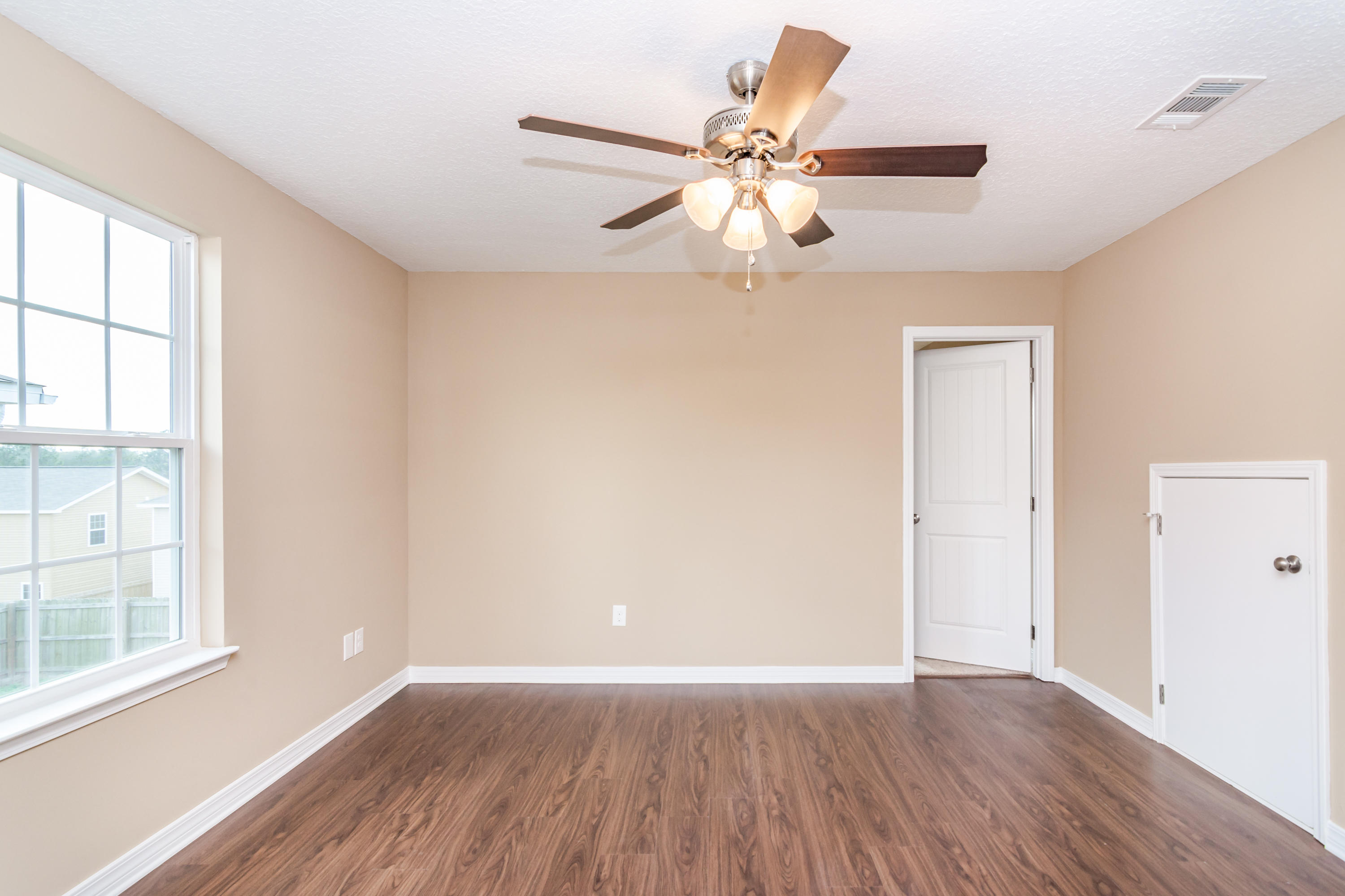 STILLWELL ESTATES - Residential