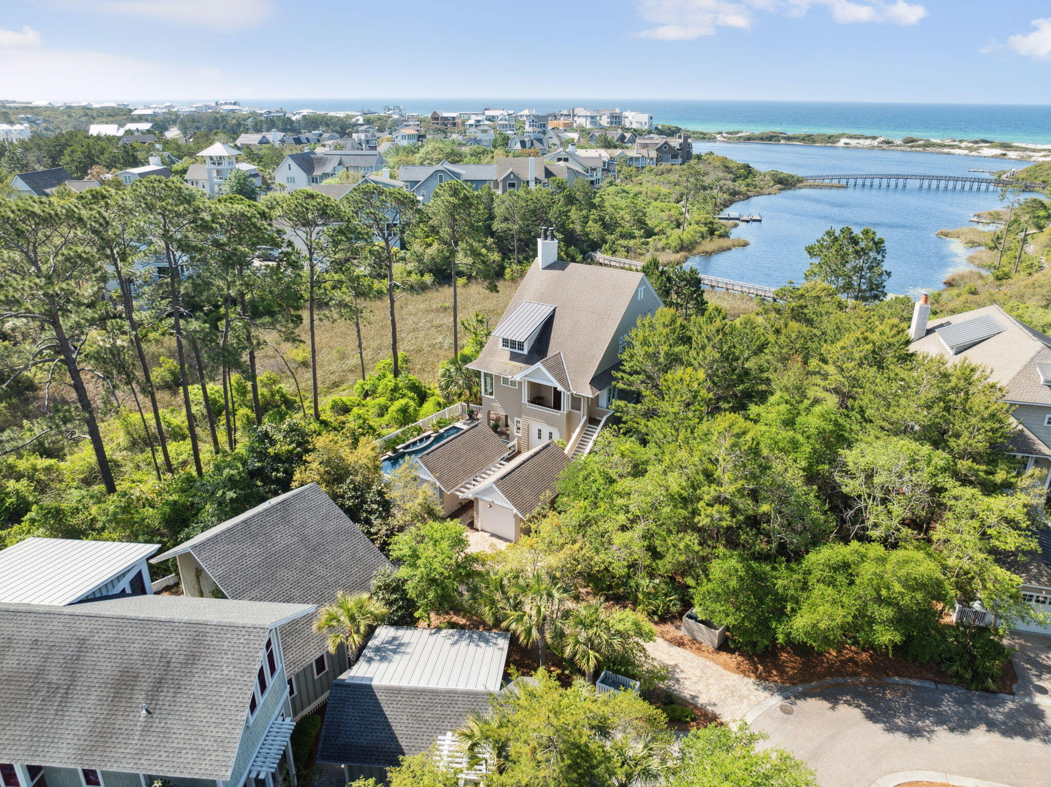 68 Creek Bridge Way
