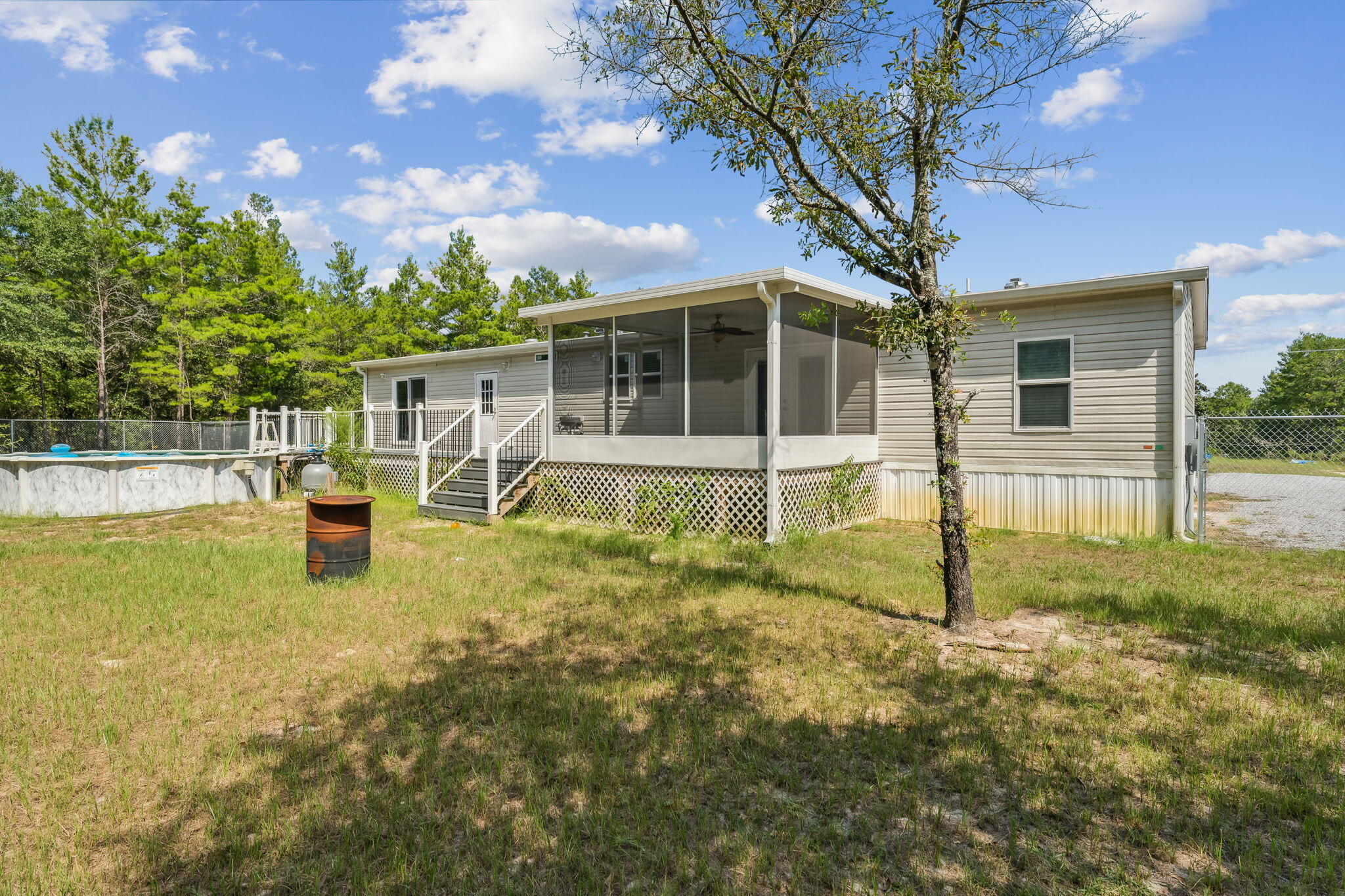 LOT 20 BLK I JUNIPER LAKE EST UNIT 6 OF OAKWOOD HILLS OR 3073-1980 OR 3158-537 - Residential