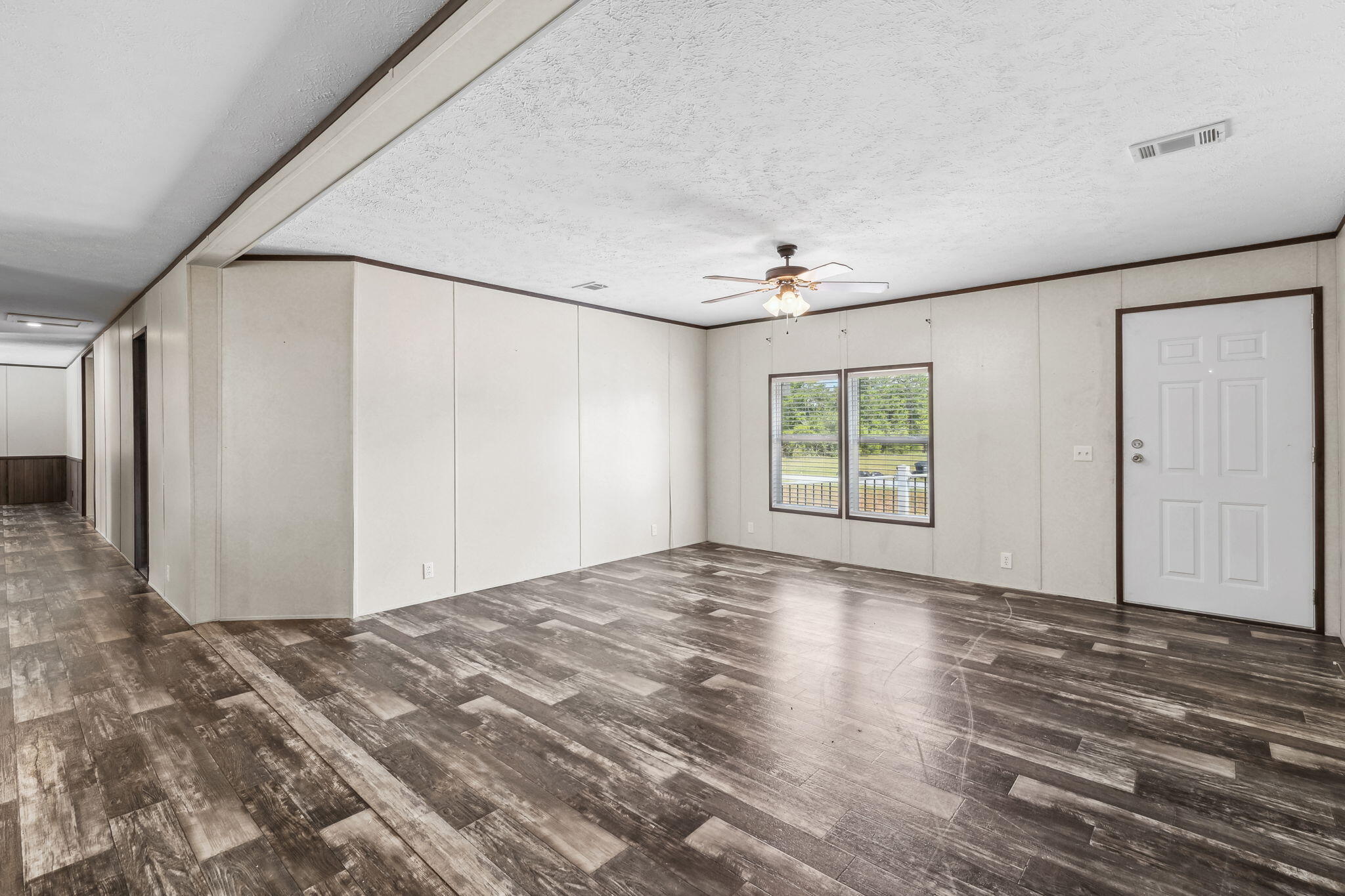 LOT 20 BLK I JUNIPER LAKE EST UNIT 6 OF OAKWOOD HILLS OR 3073-1980 OR 3158-537 - Residential