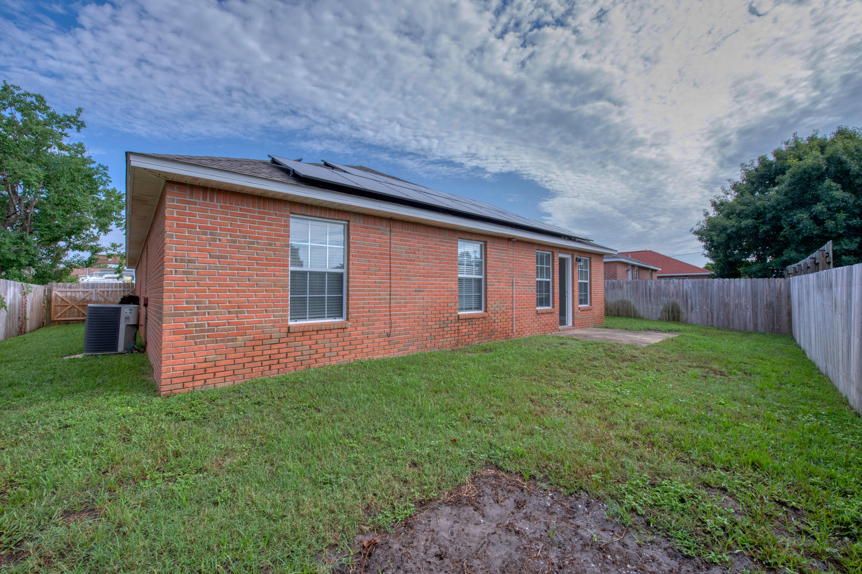 PINE RIDGE TRACE RE/SUB - Residential
