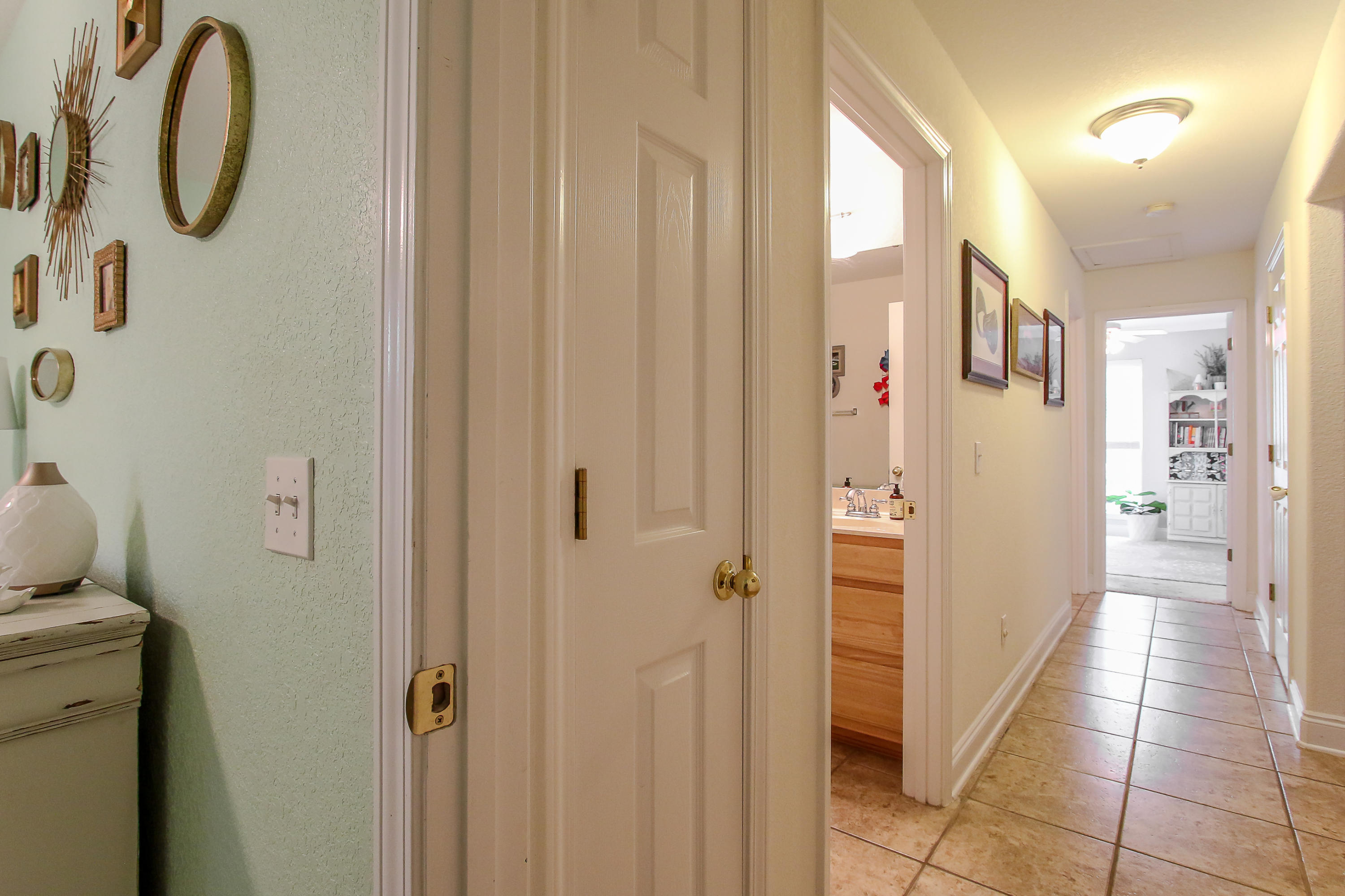 HOLLEY BY THE SEA - Residential