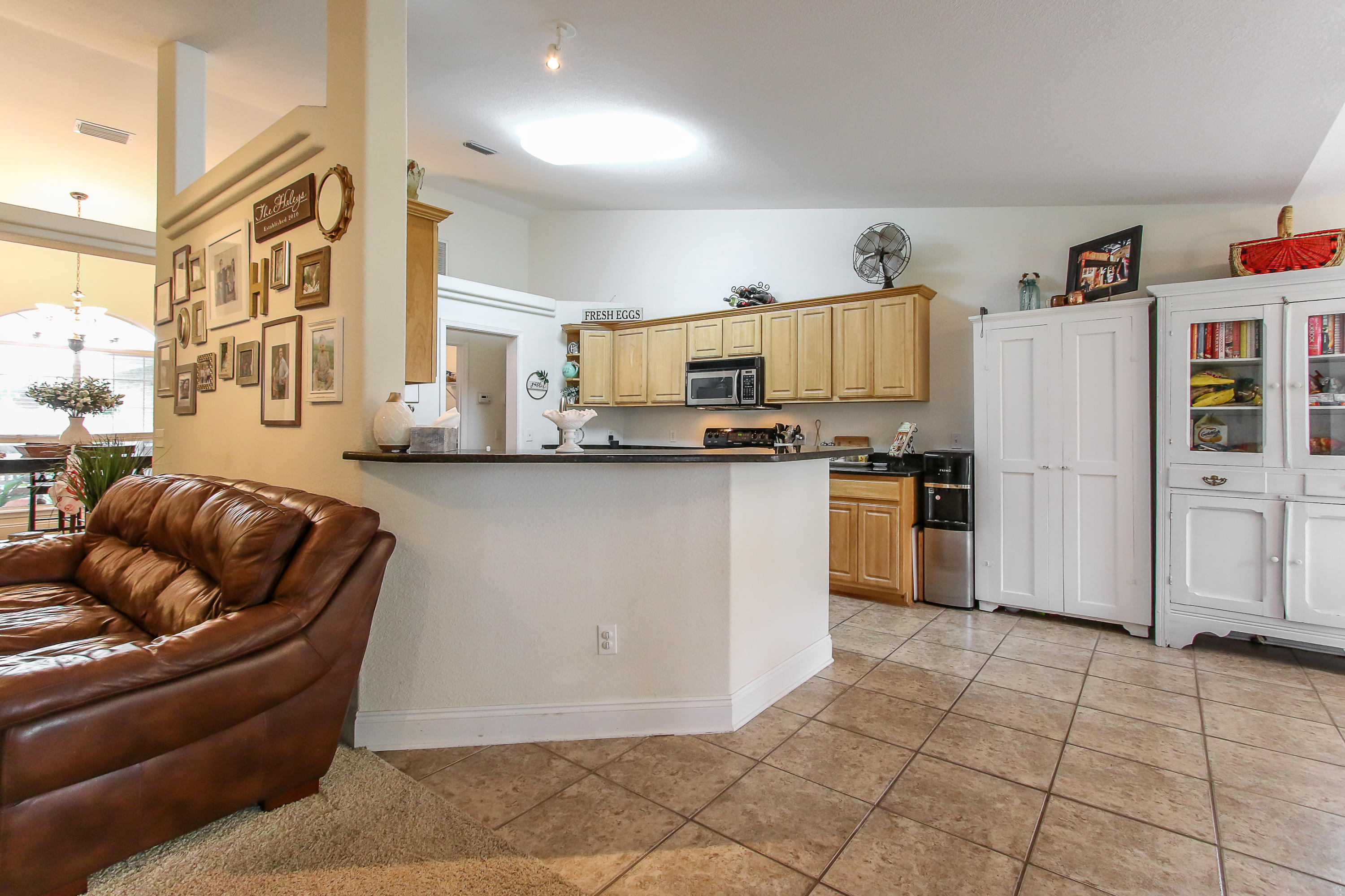 HOLLEY BY THE SEA - Residential