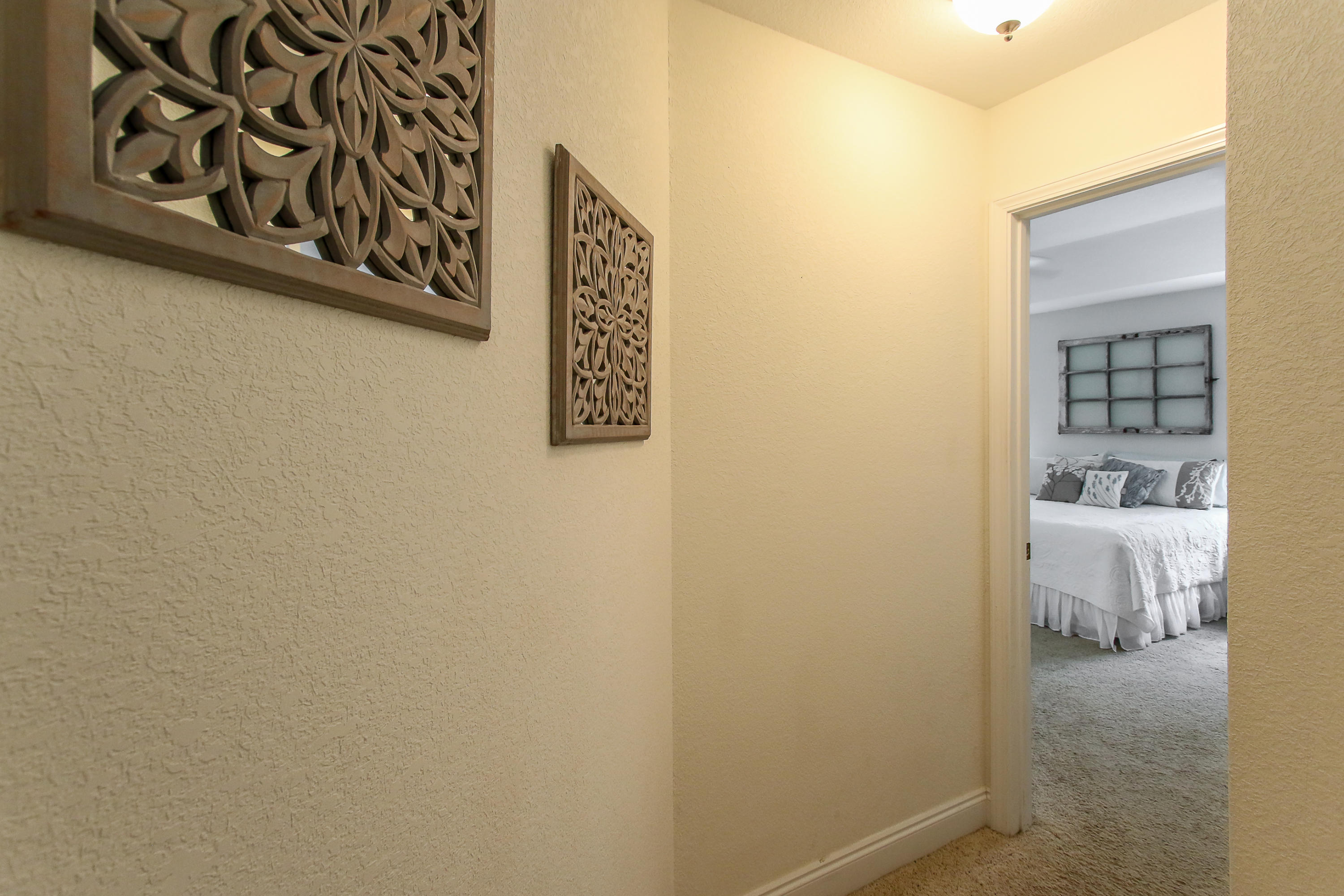 HOLLEY BY THE SEA - Residential