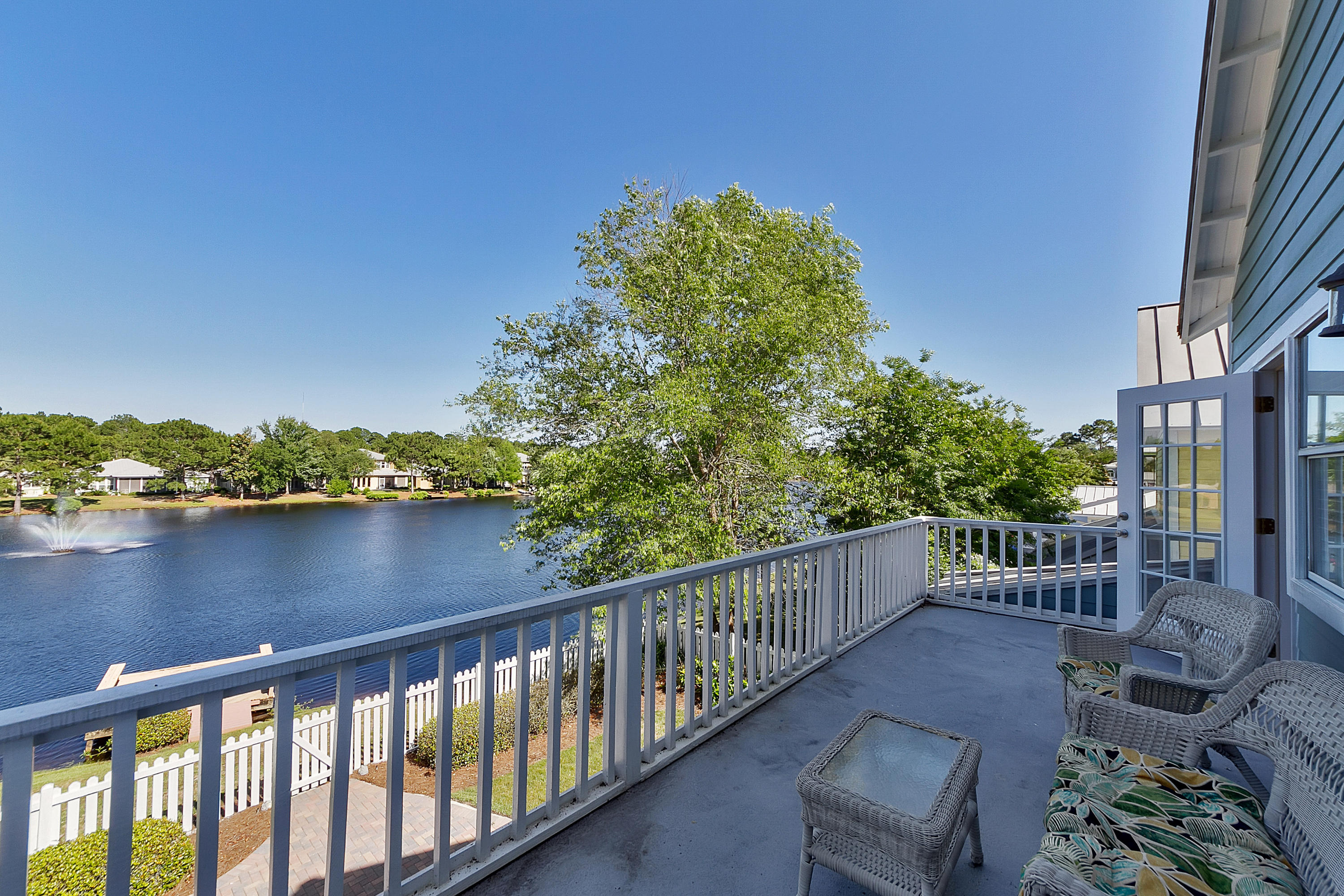 CRYSTAL LAKE AT SANDESTIN - Residential