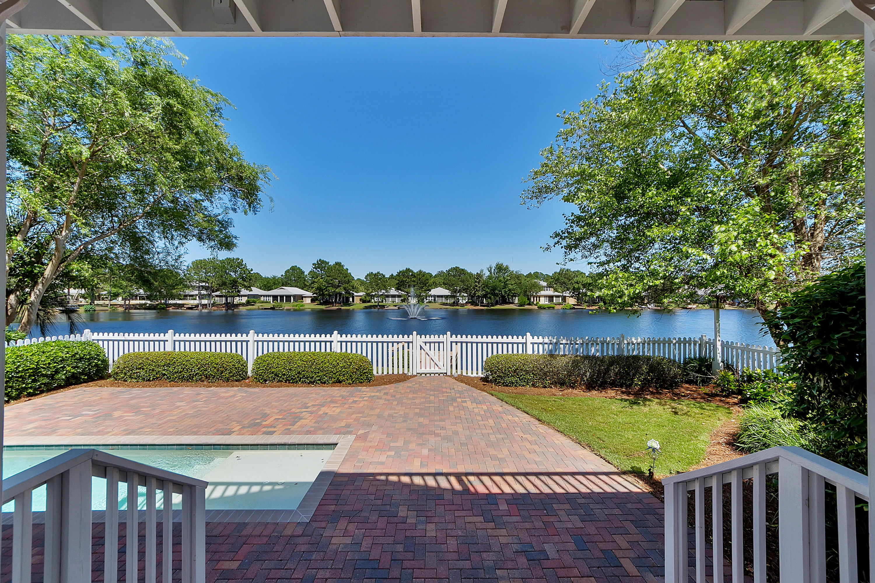 CRYSTAL LAKE AT SANDESTIN - Residential