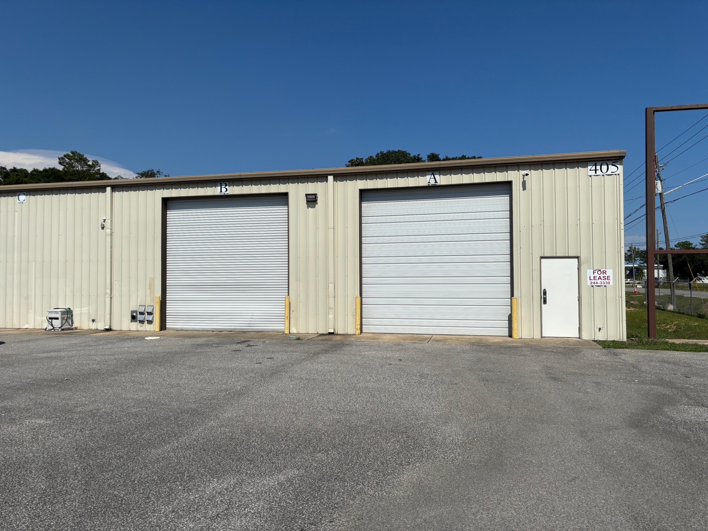 This expansive double-sized warehouse unit (65 ft deep x 50 ft wide and approximately 15 ft tall) is now available for lease! It features two roll-up doors, a standard entry door, and a spacious open area. Inside, you'll find an enclosed office space with a bathroom. Be sure to check with the City of Fort Walton Beach regarding zoning and business requirements for your specific needs. *At $10.523/sf, this is a bargain* For more details or to schedule a tour, contact Coastal Realty Service at 850-244-2100.