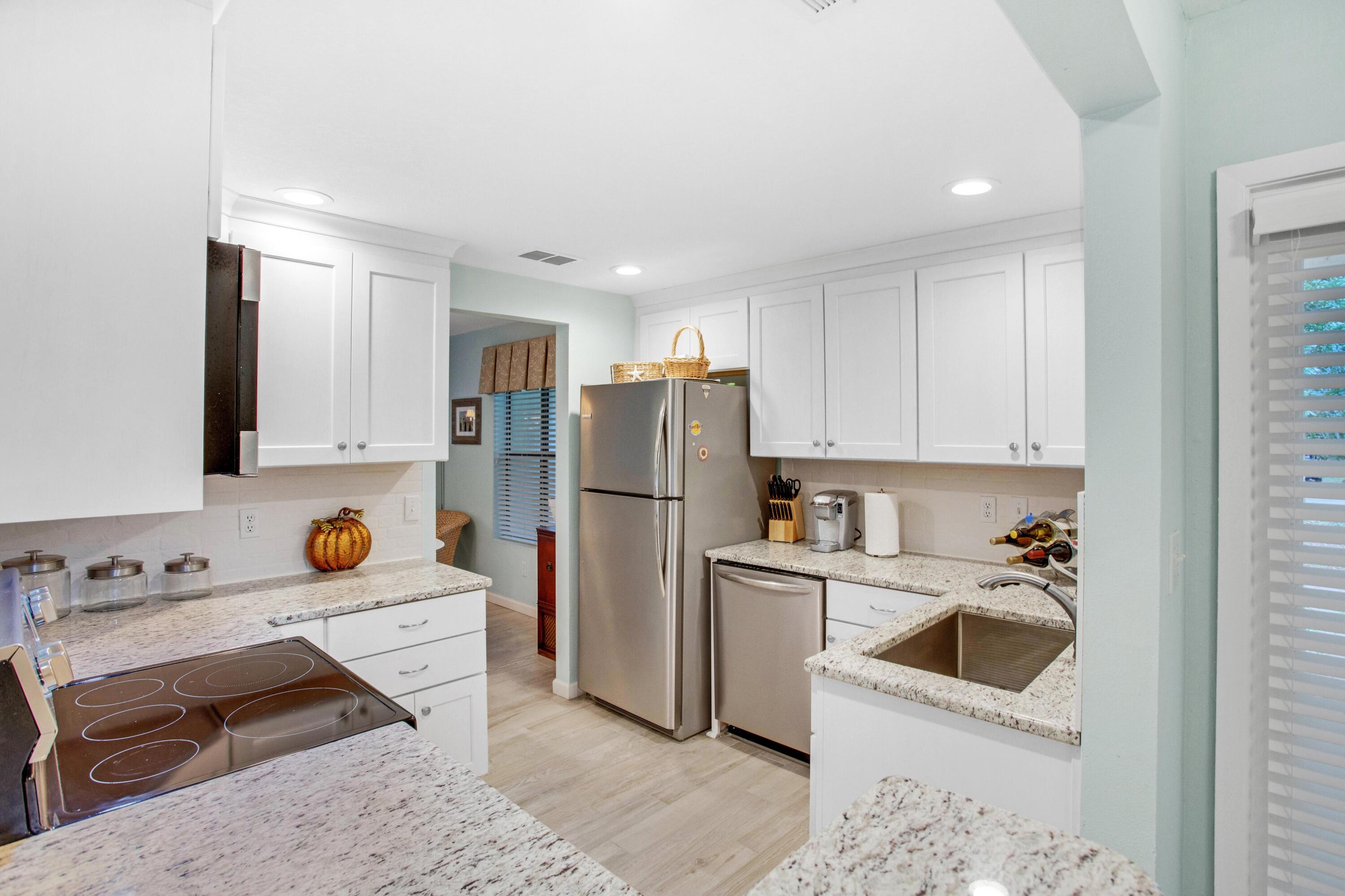 Bayou Village Condo PH 2 - Residential