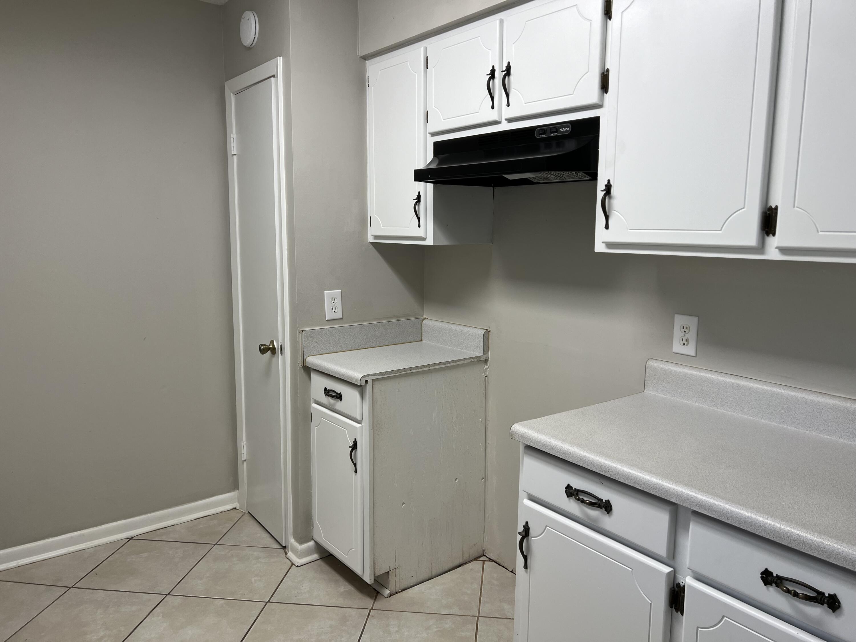 CHOCTAW 3RD ADDN - Residential Lease