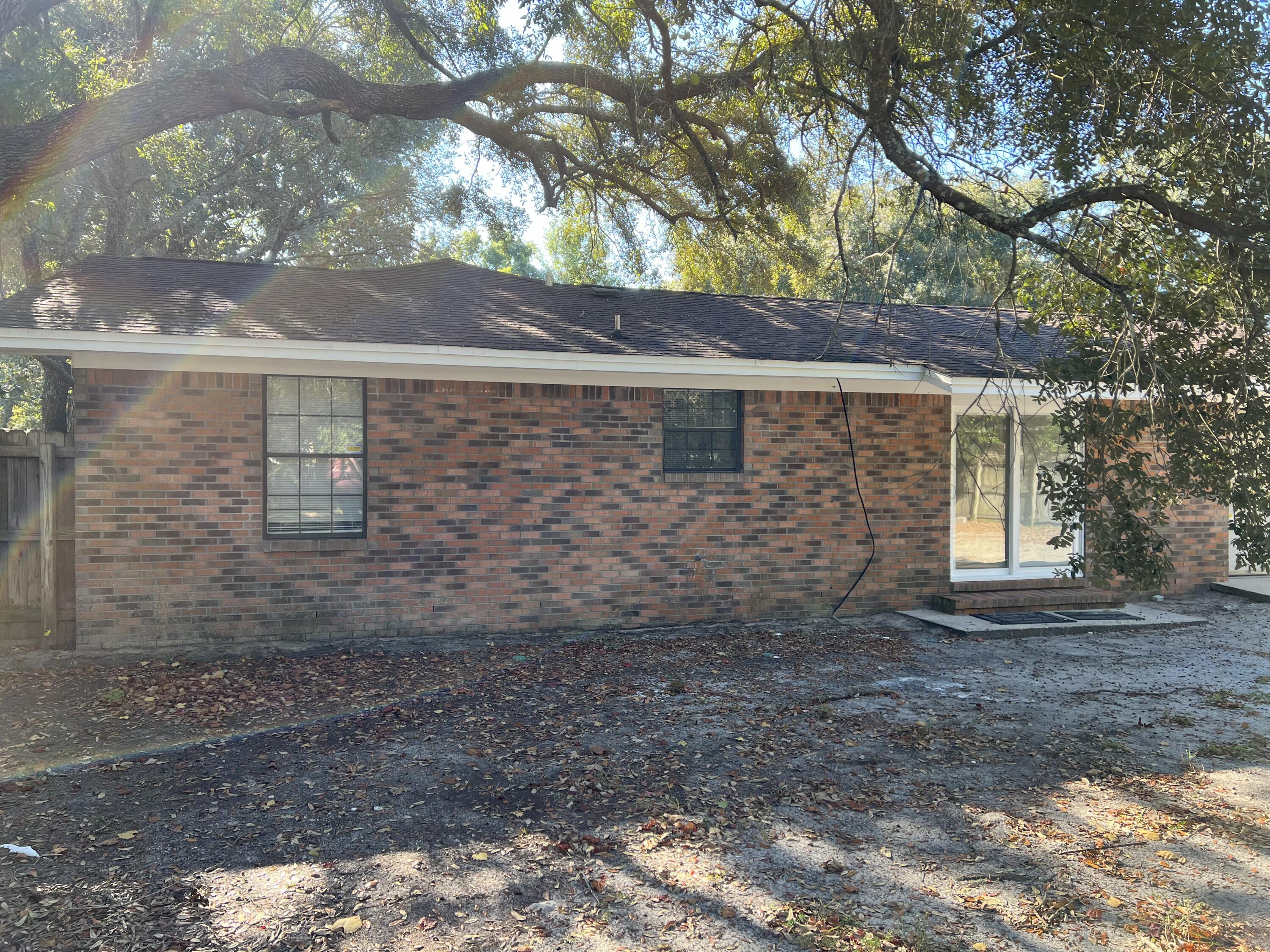 CHOCTAW 3RD ADDN - Residential Lease