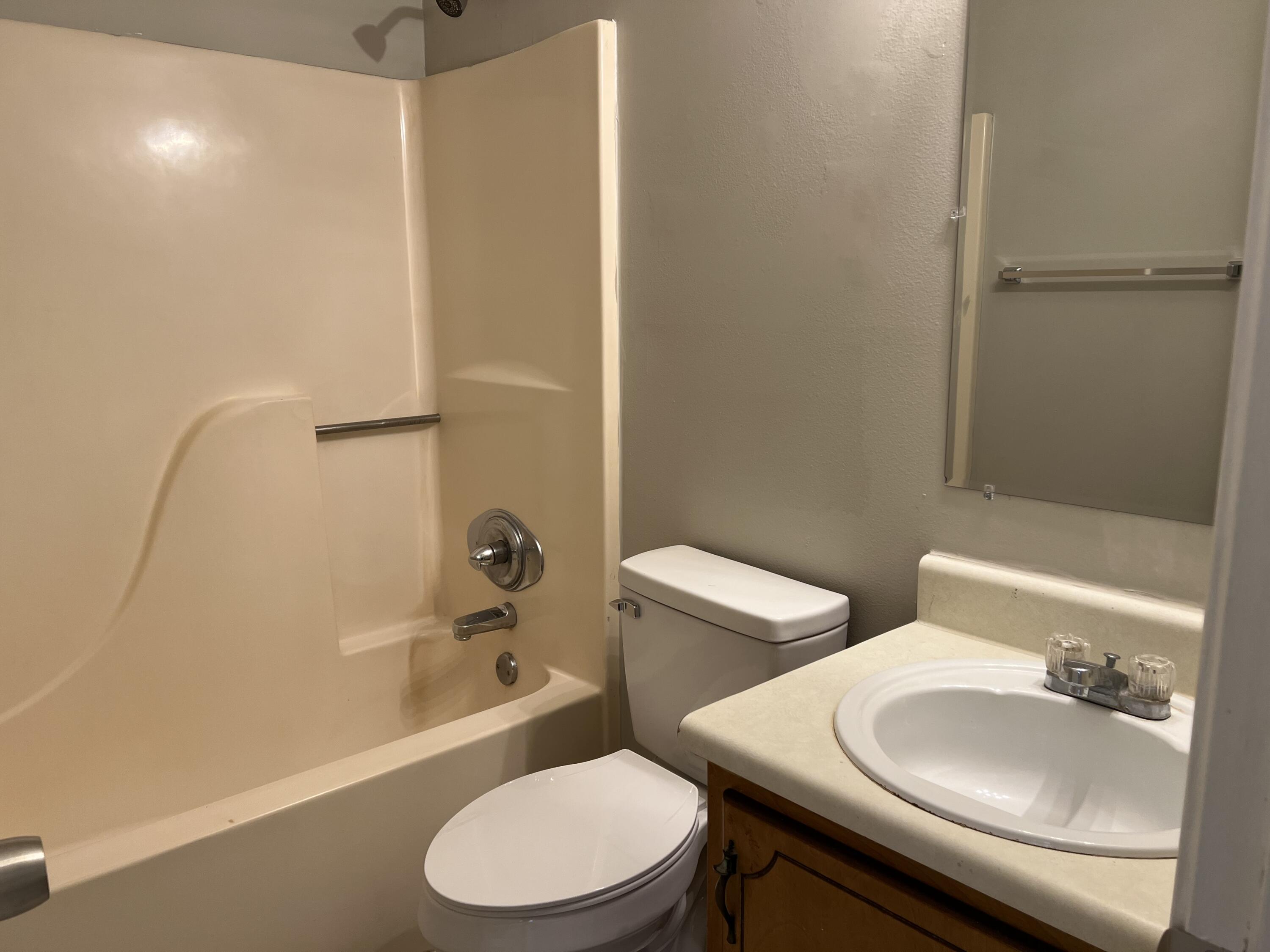 CHOCTAW 3RD ADDN - Residential Lease