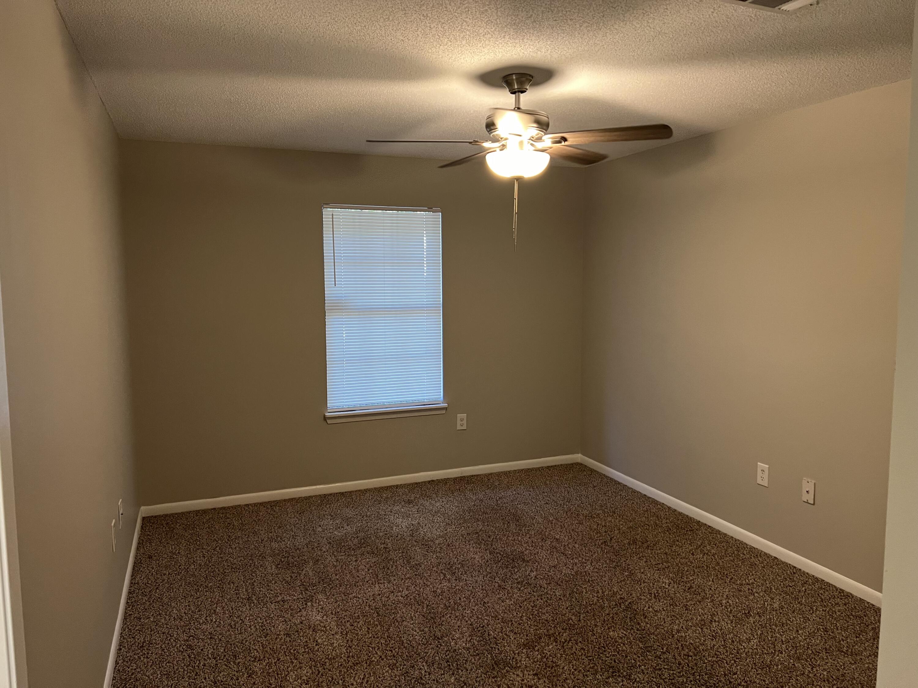 CHOCTAW 3RD ADDN - Residential Lease