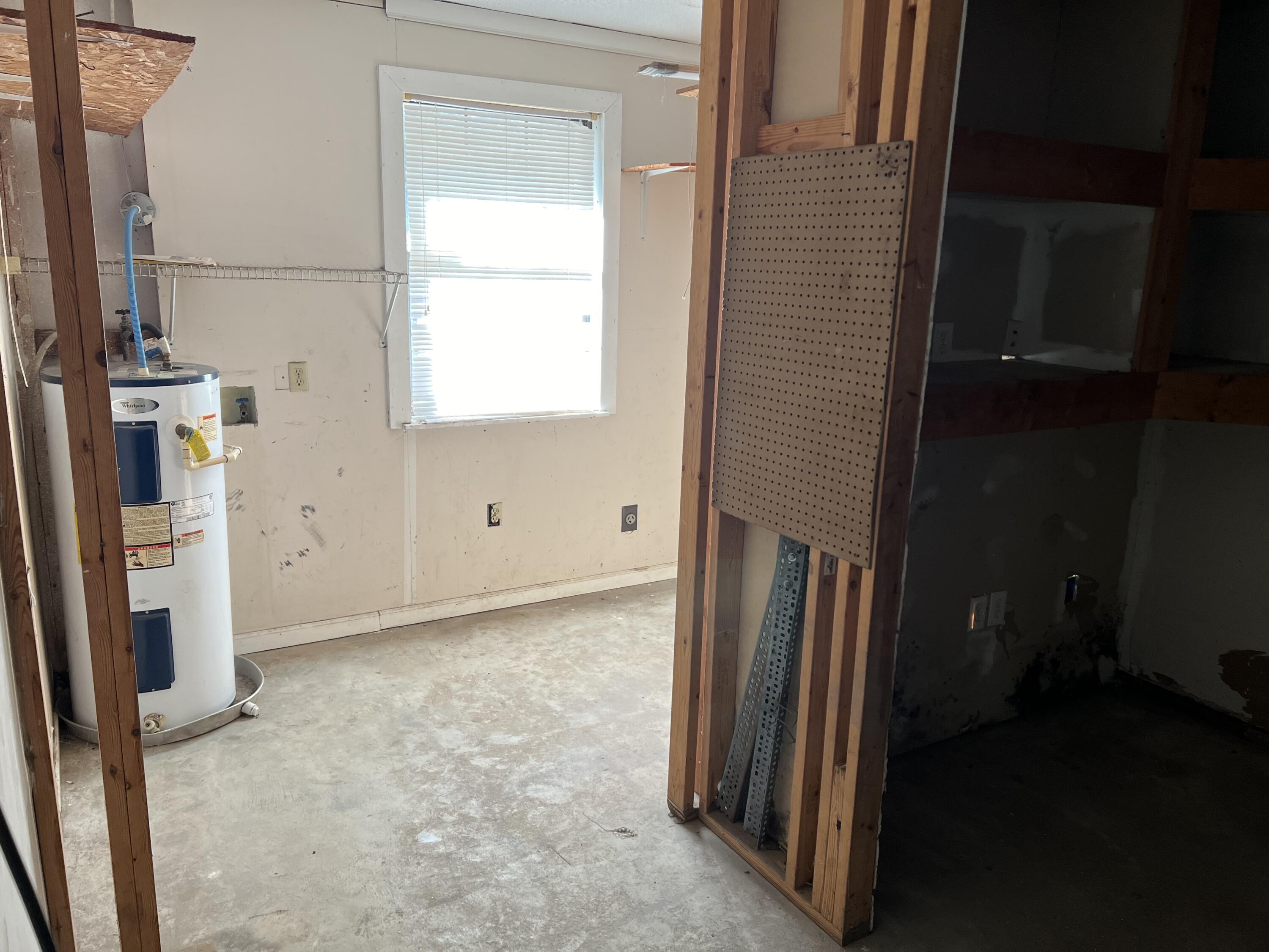 CHOCTAW 3RD ADDN - Residential Lease