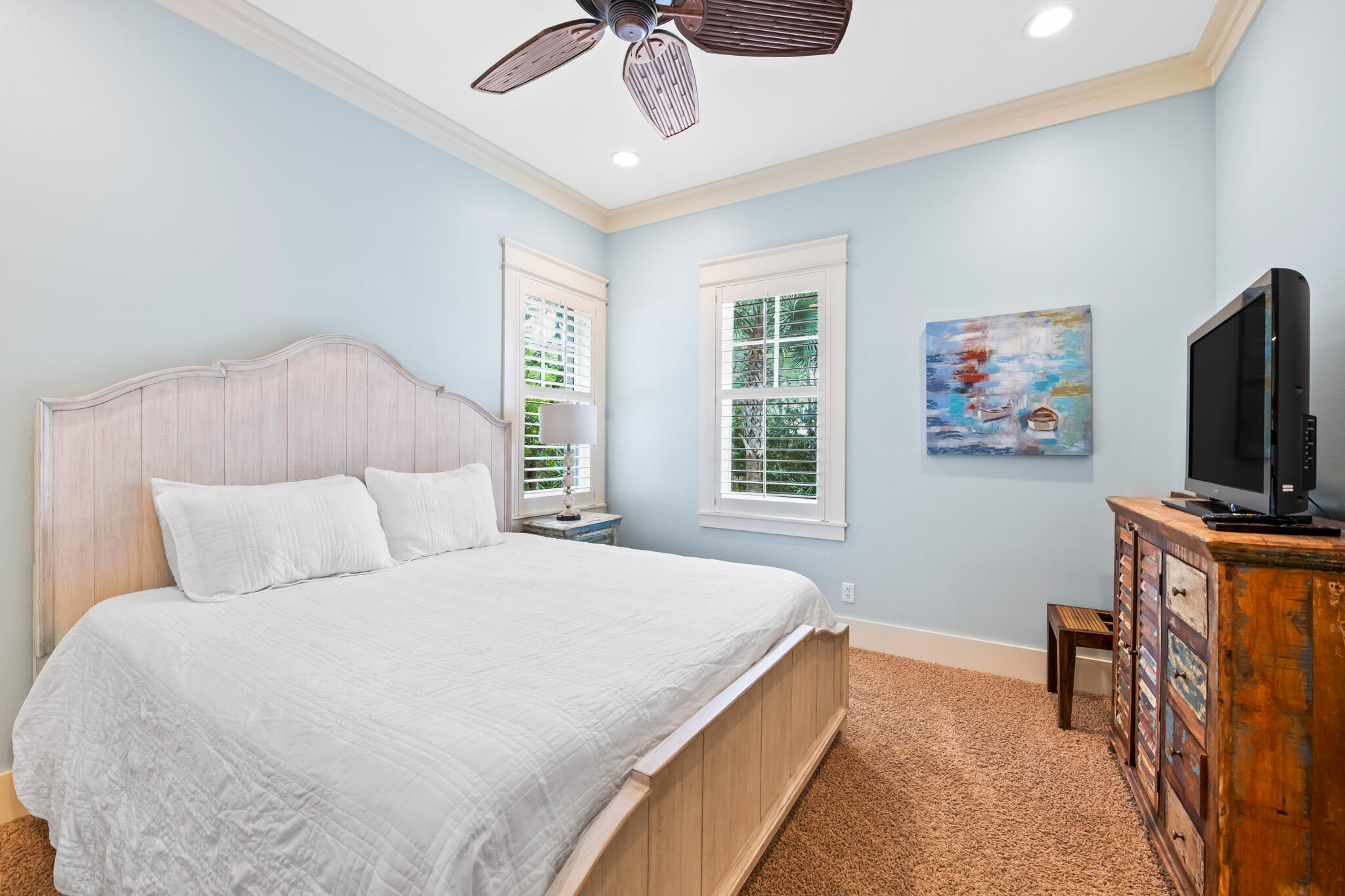 PINECREST - Residential
