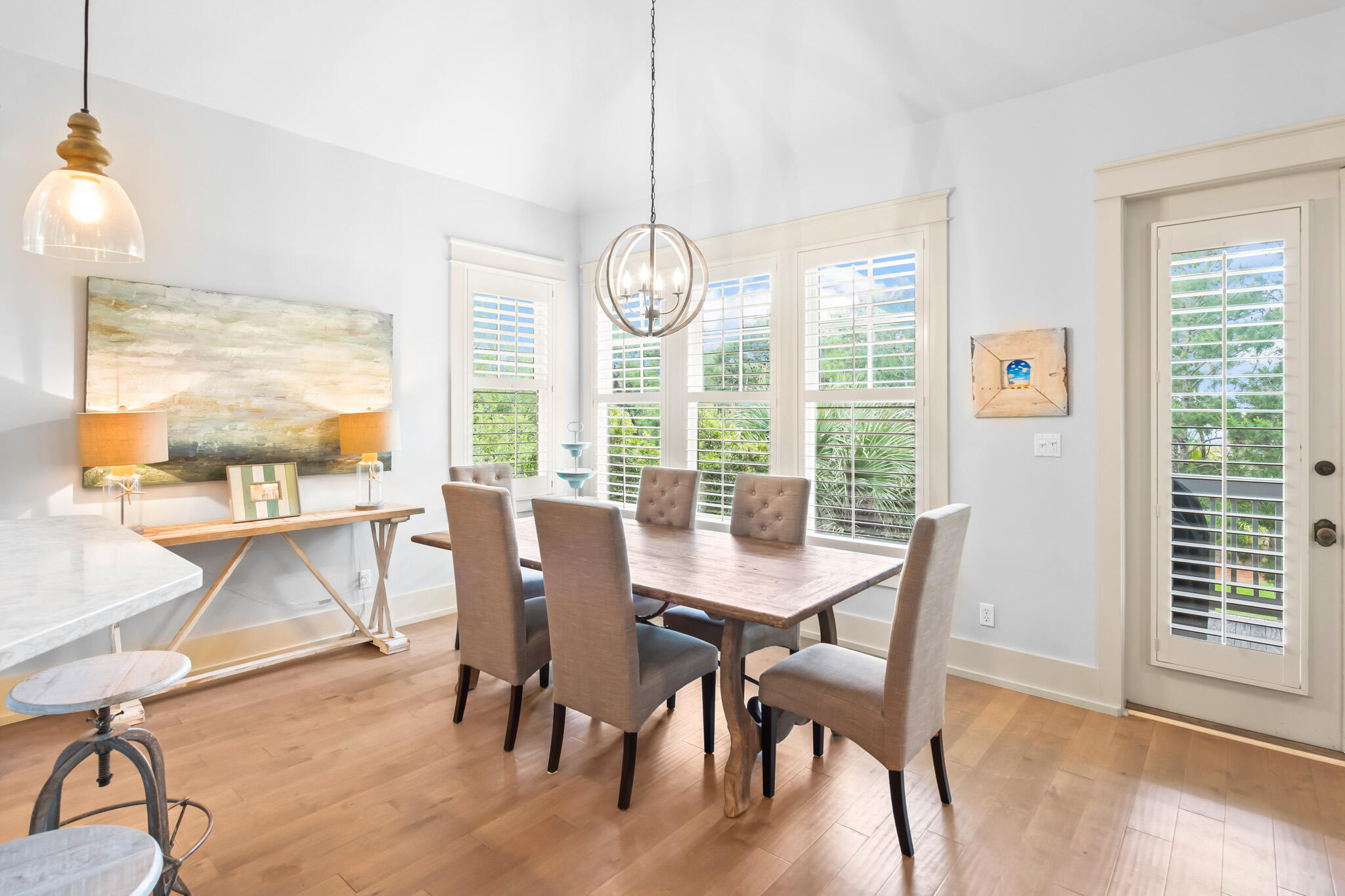 PINECREST - Residential