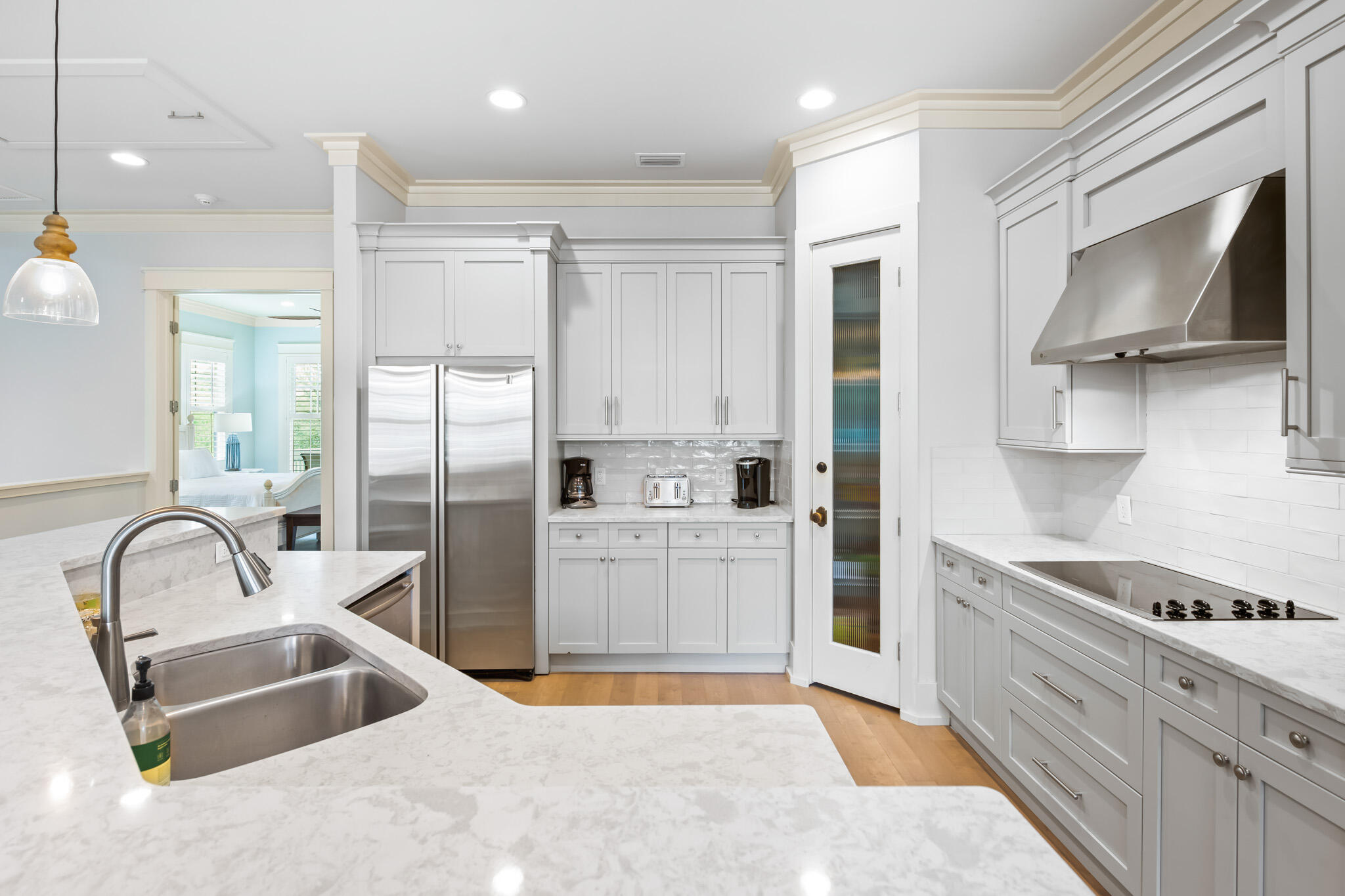 PINECREST - Residential
