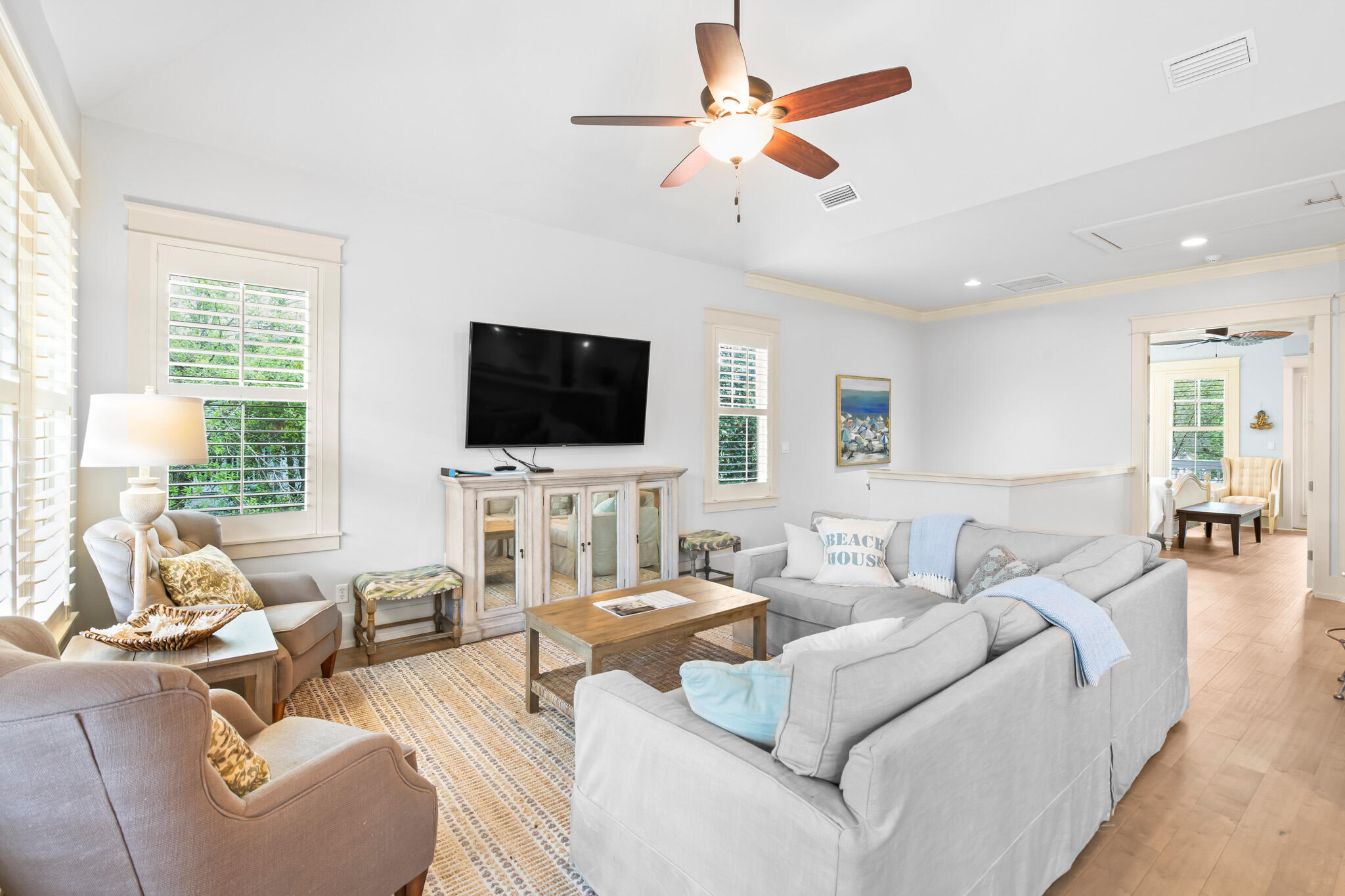 PINECREST - Residential