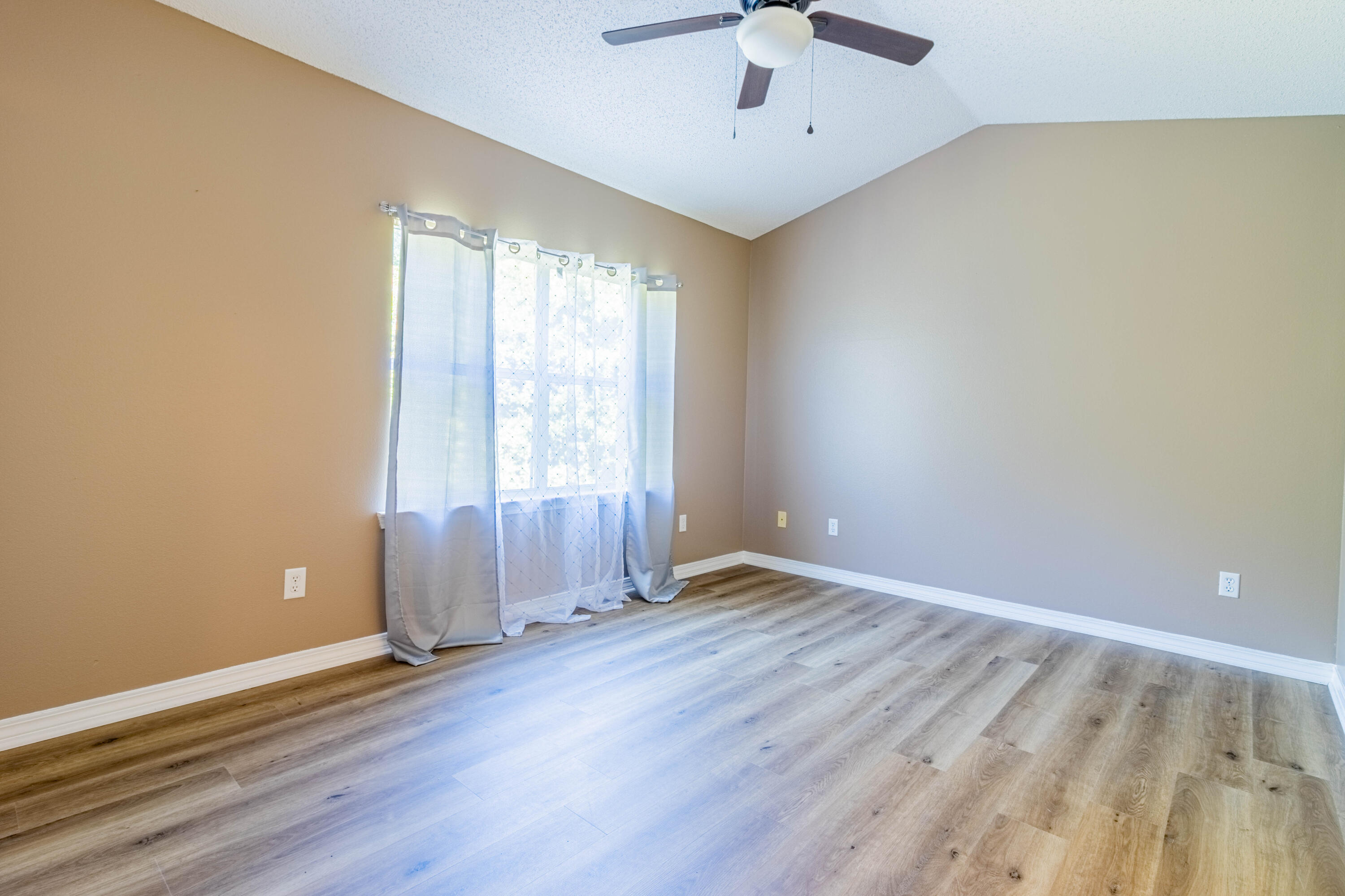 SEA LARK LANDING - Residential